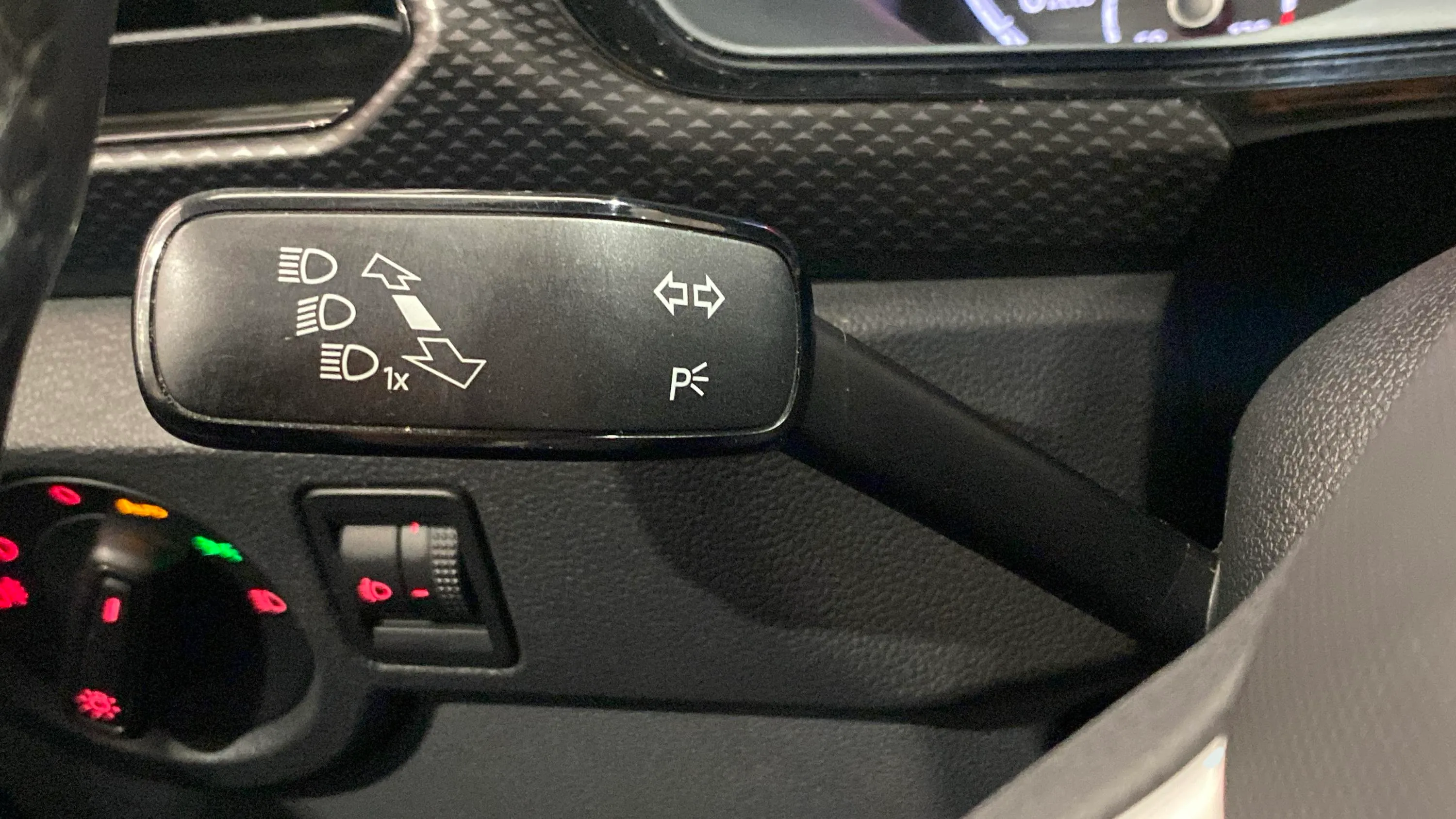 Volkswagen T-Cross Advance 1.0 TSI - foto 19