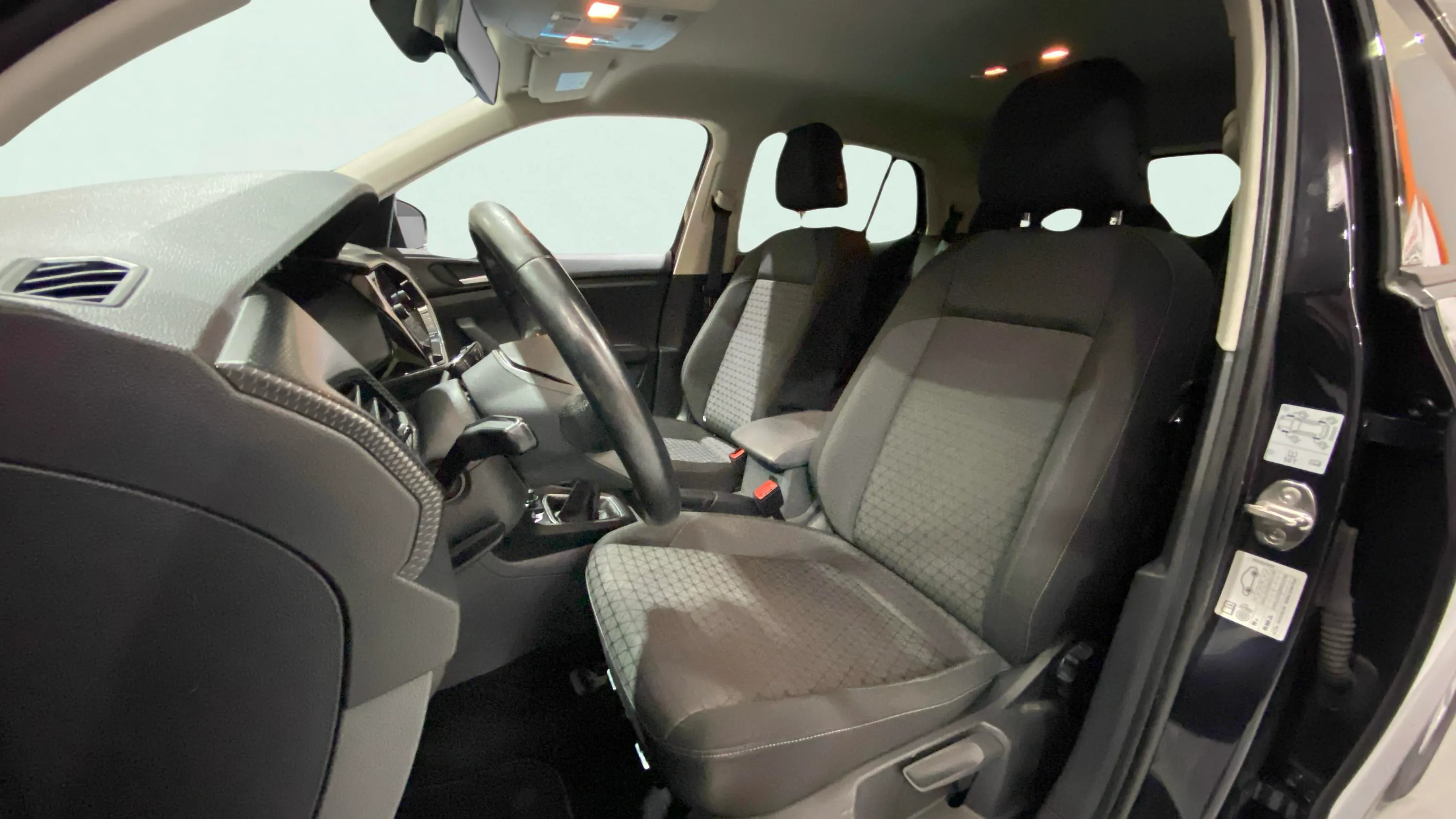 Volkswagen T-Cross Advance 1.0 TSI - foto 10