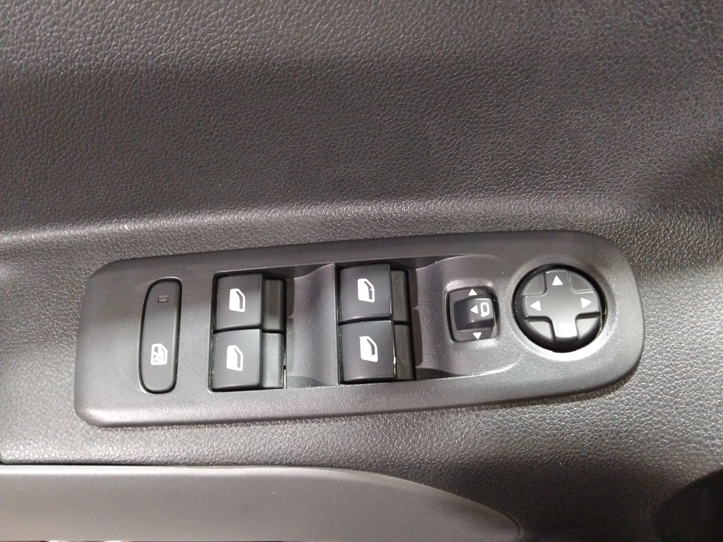 Toyota Proace City 1.2 Family Act 7 Plazas L2 - foto 28