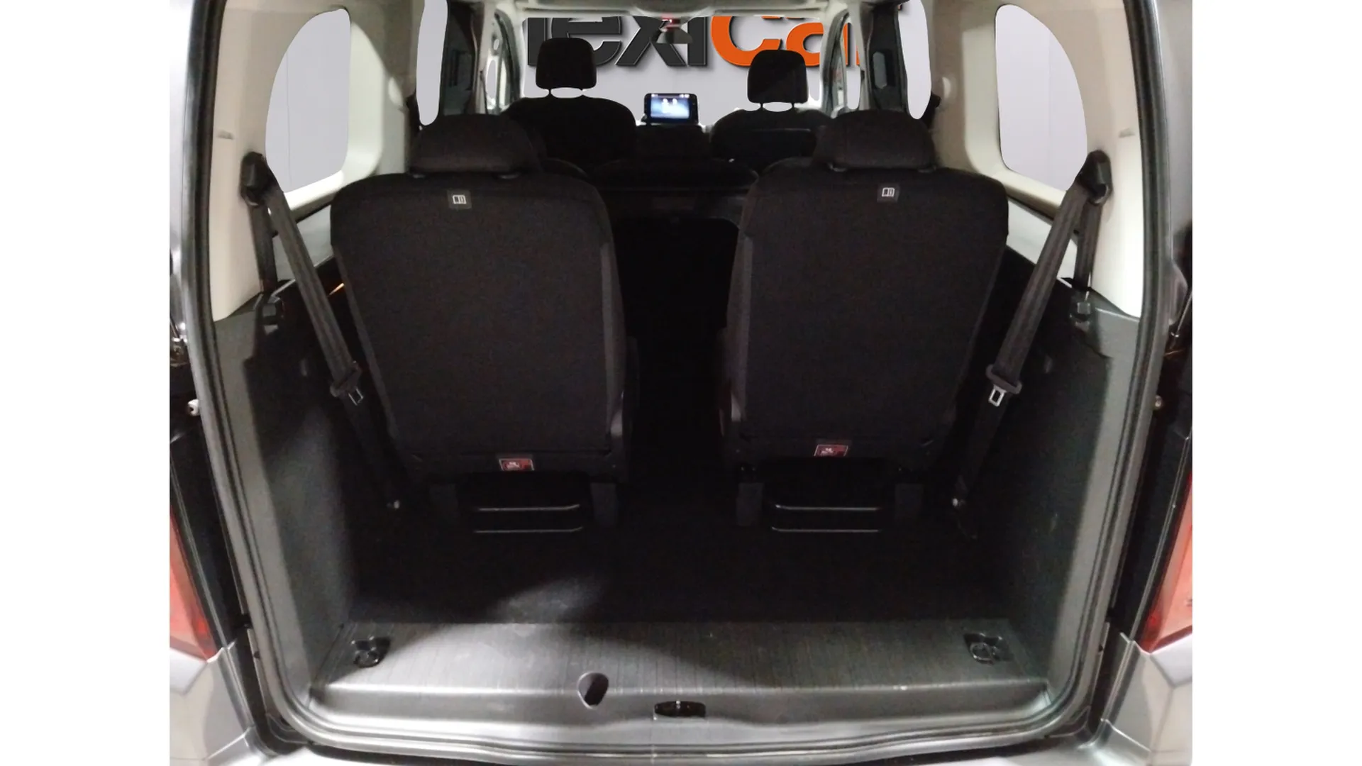 Toyota Proace City 1.2 Family Act 7 Plazas L2 - foto 16