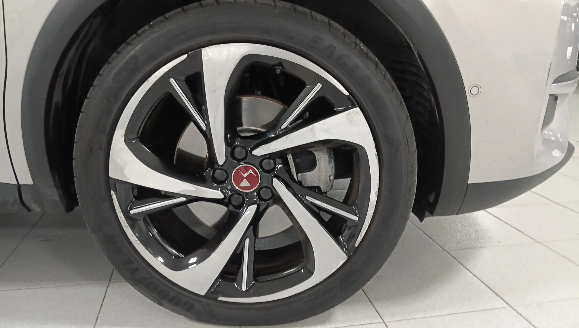 DS 7 Crossback 1.6 E-Tense 225 Performance Line - foto 25