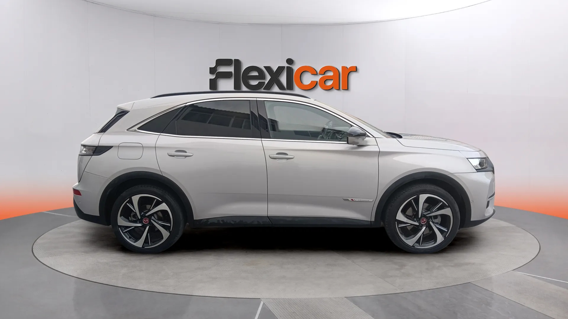 DS 7 Crossback 1.6 E-Tense 225 Performance Line - foto 8