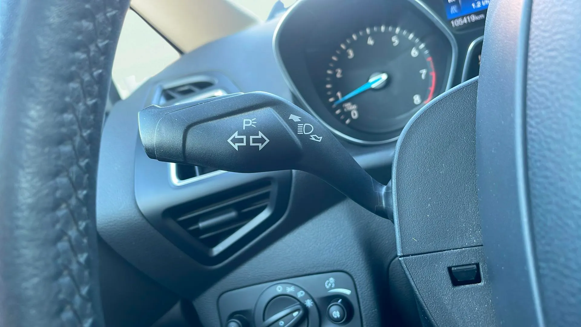 Ford C-Max 1.5 EcoBoost Titanium - foto 32