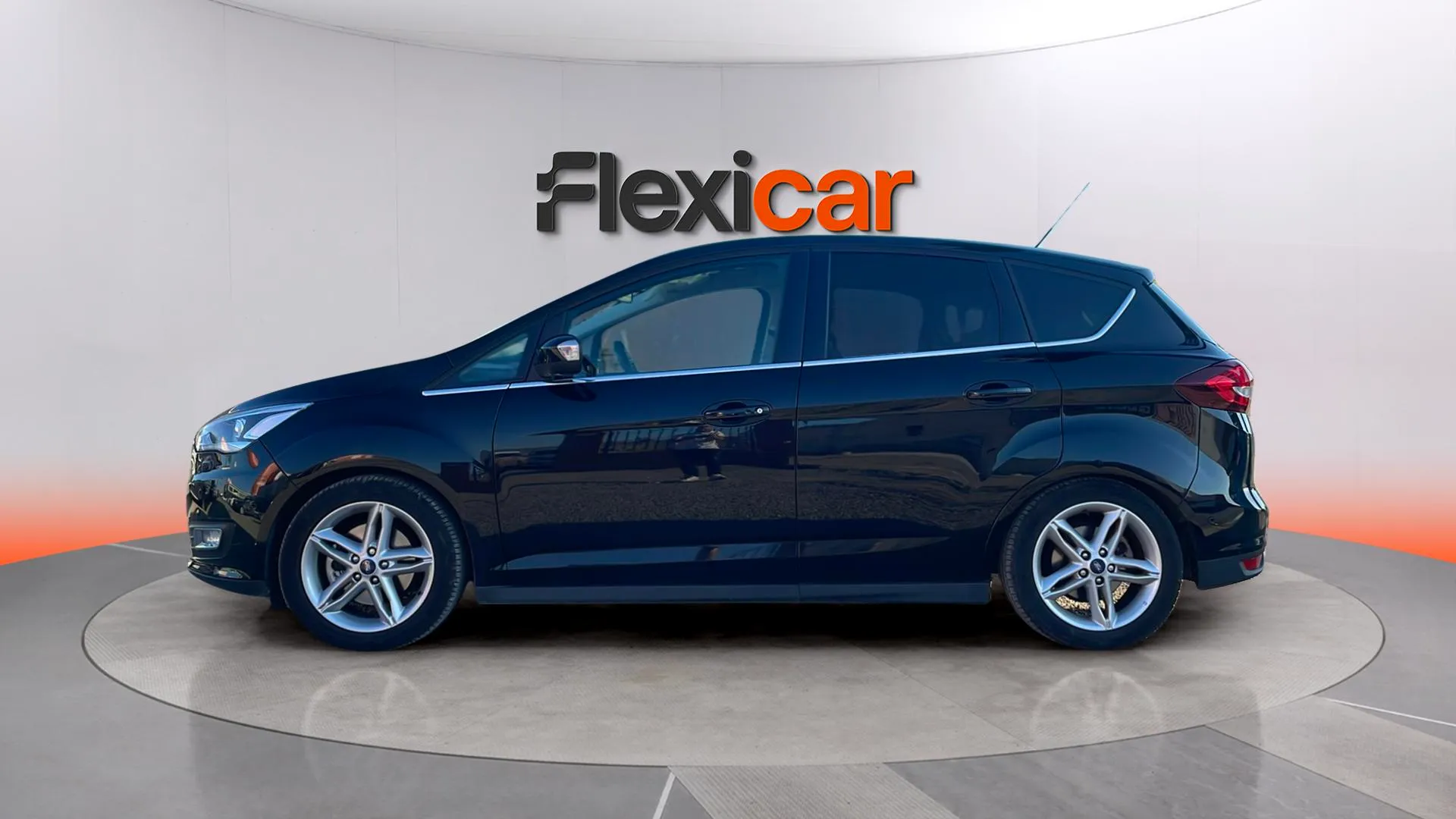 Ford C-Max 1.5 EcoBoost Titanium - foto 4