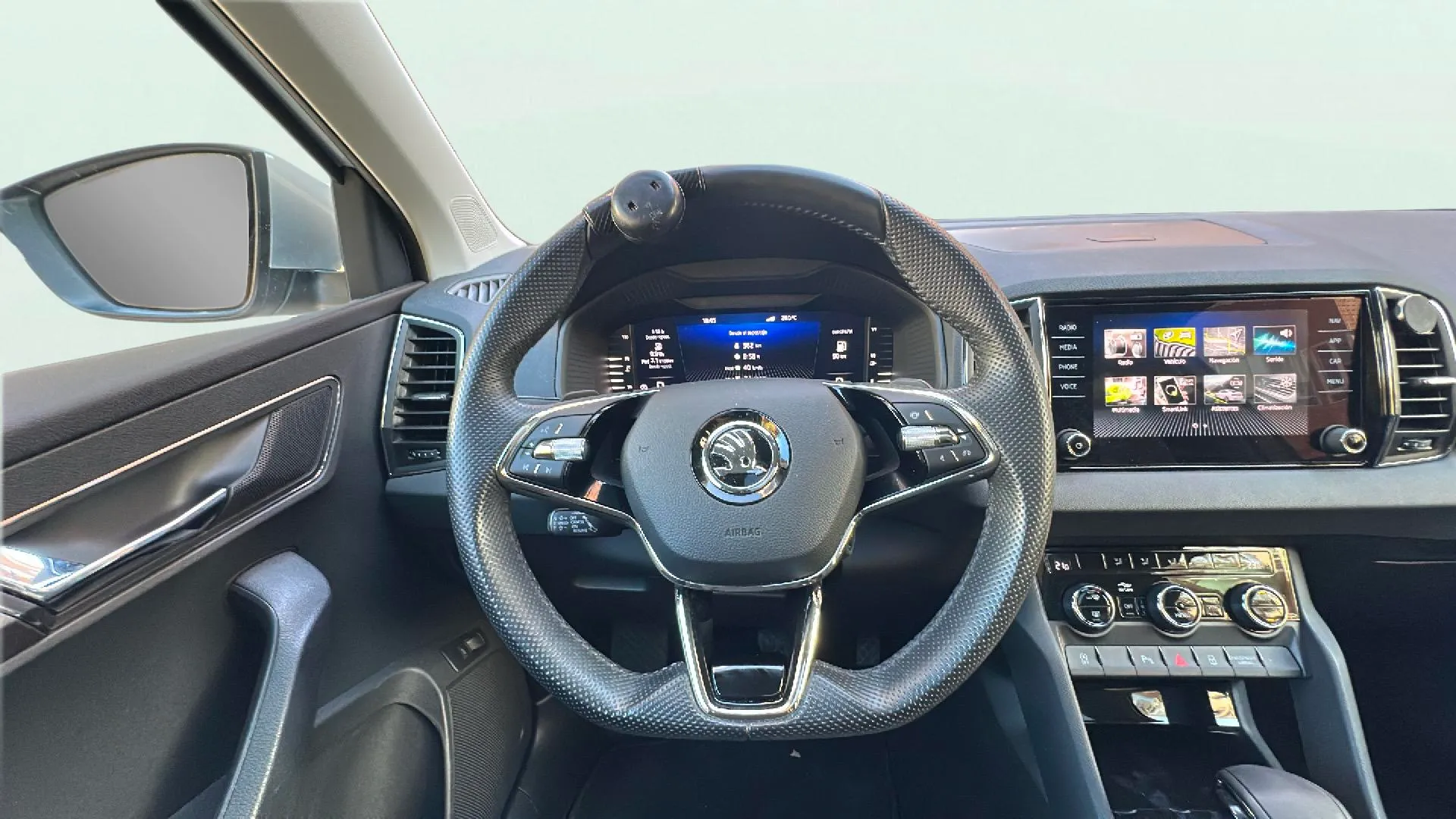Škoda Karoq 1.5 TSI DSG ACT Style - foto 13