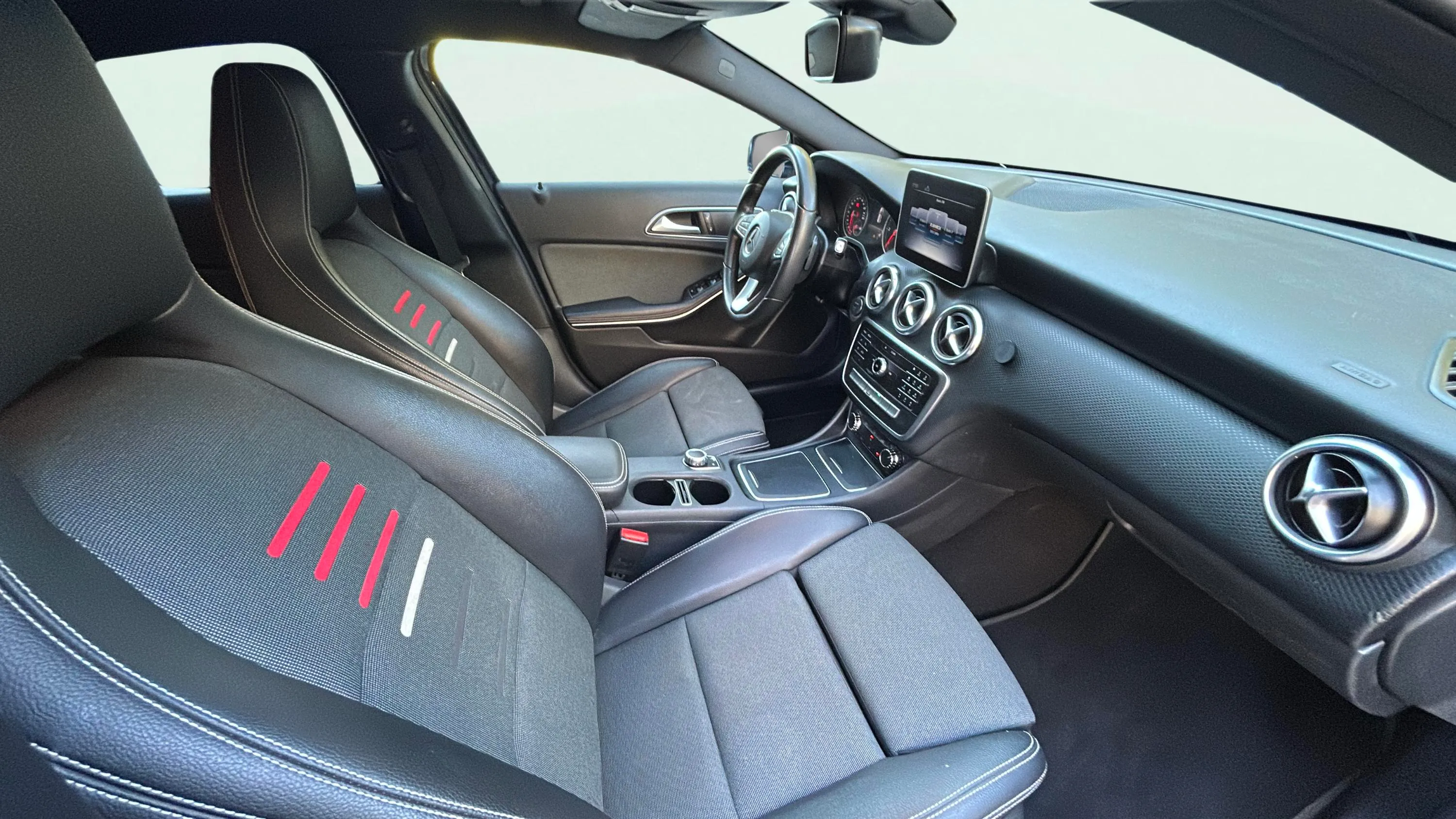 Mercedes-Benz Clase A A 200 d - foto 14