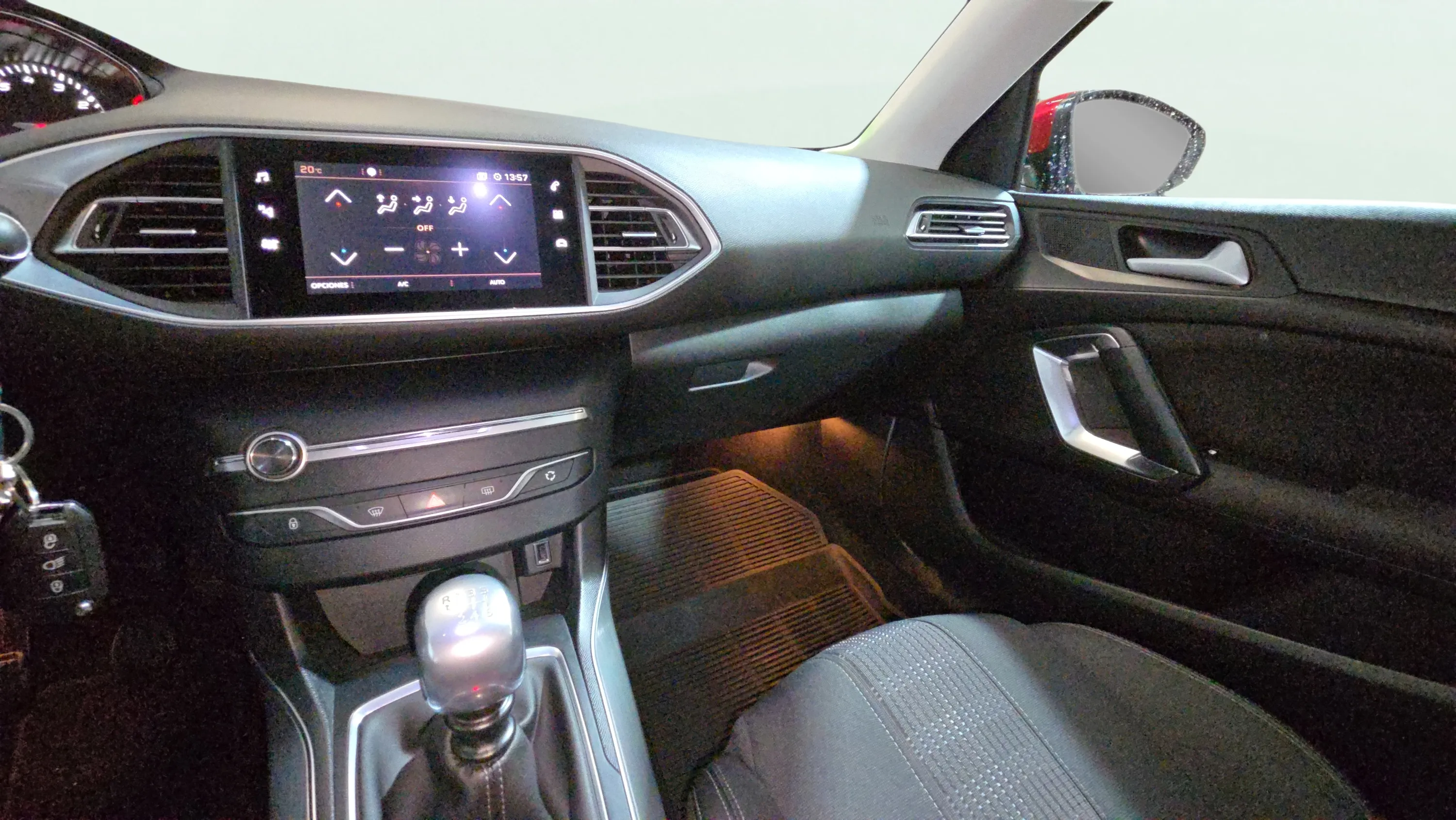 Peugeot 308 Access 1.2 PureTech 110 - foto 15