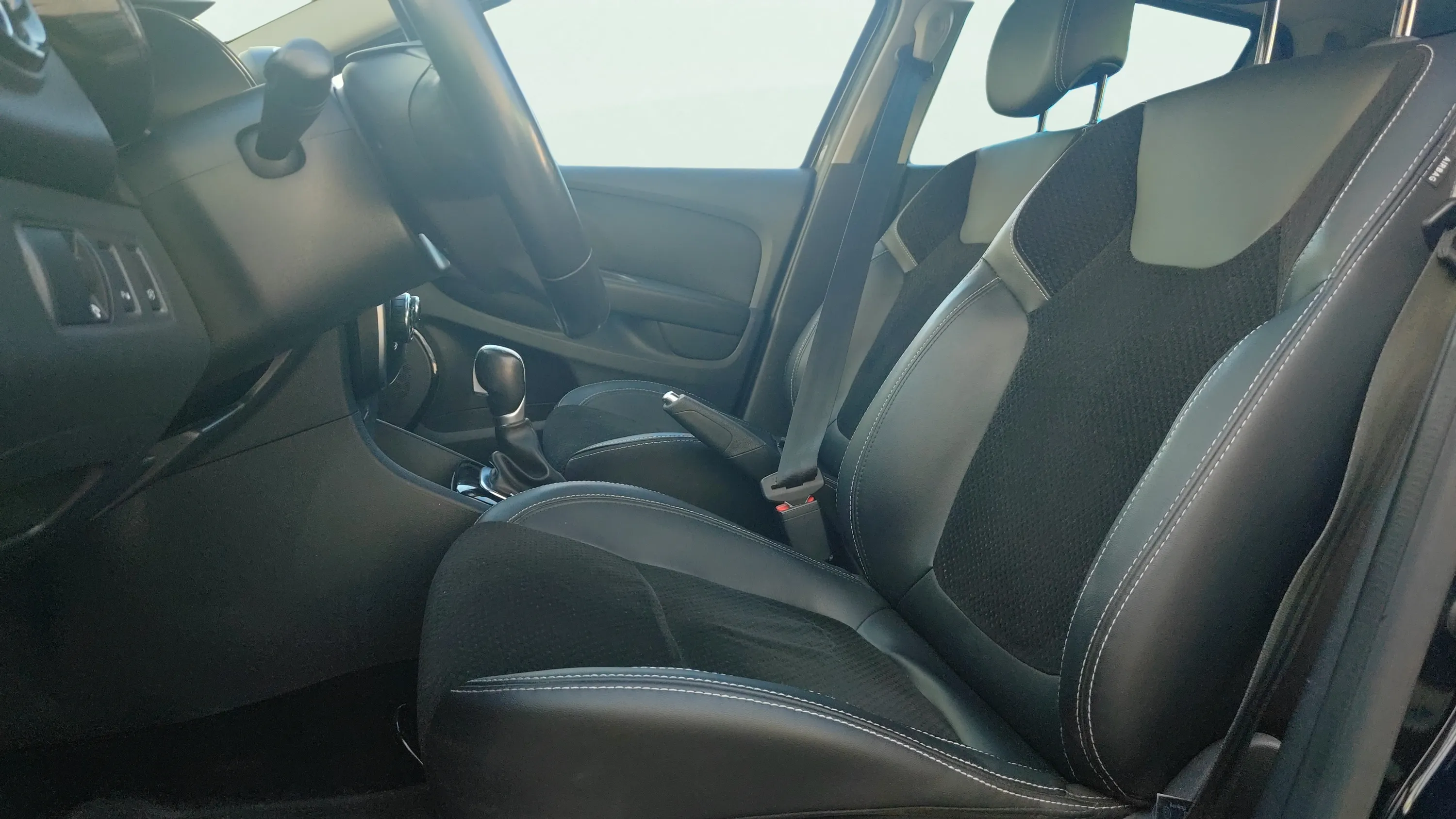 Renault Clio Zen Energy TCe EDC - foto 13