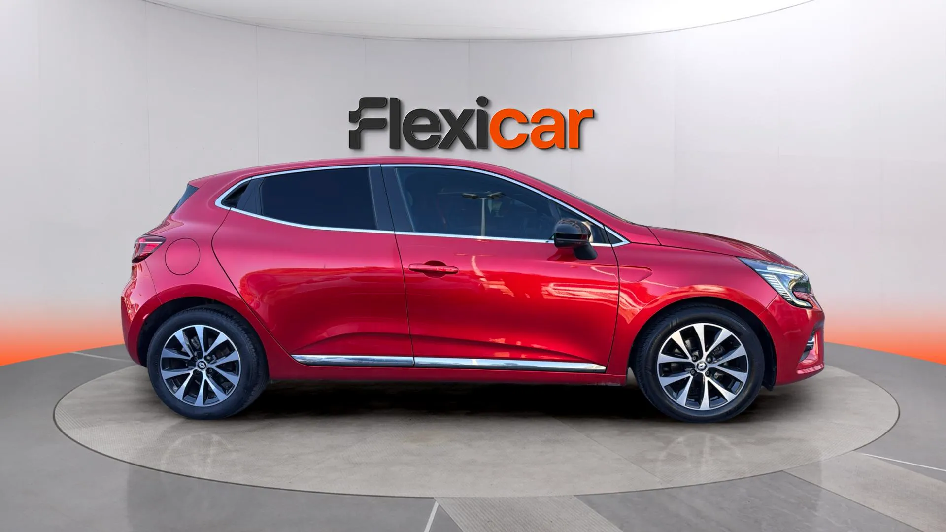 Renault Clio Techno TCe 90 - foto 8