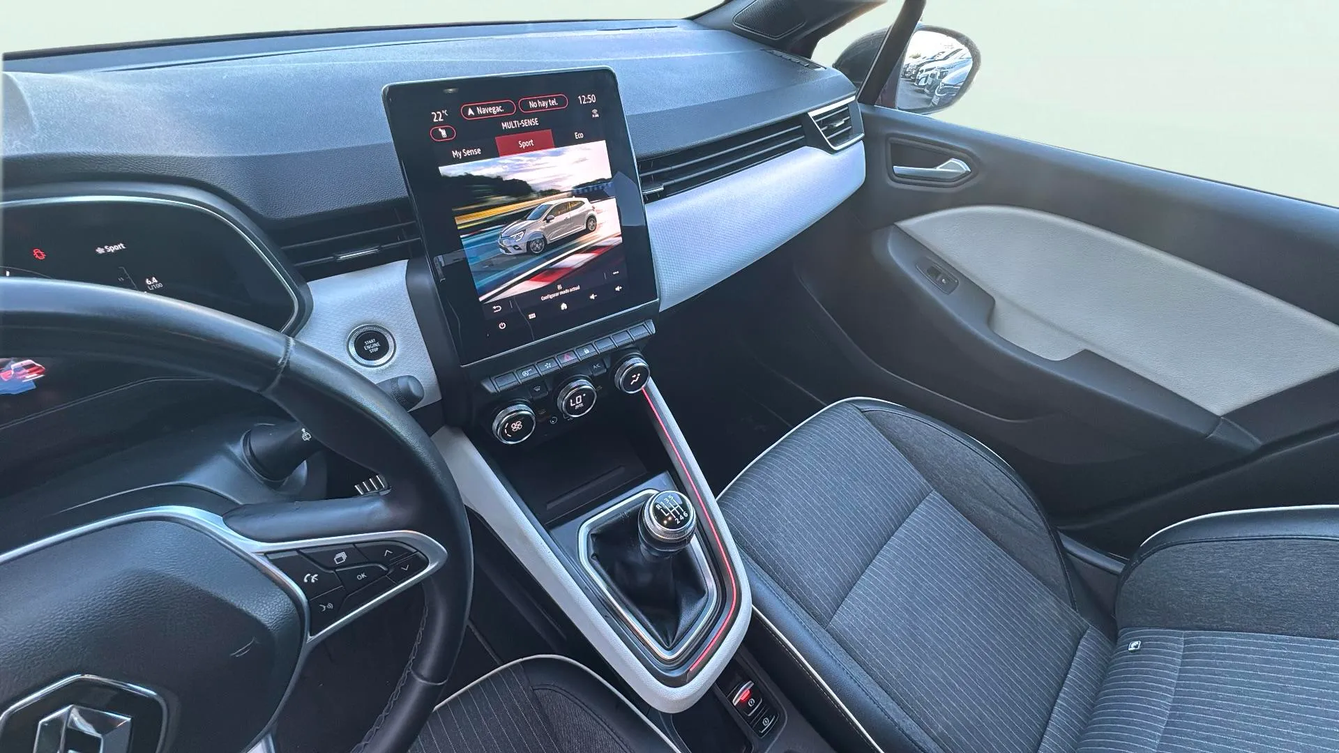 Renault Clio Techno TCe 90 - foto 16