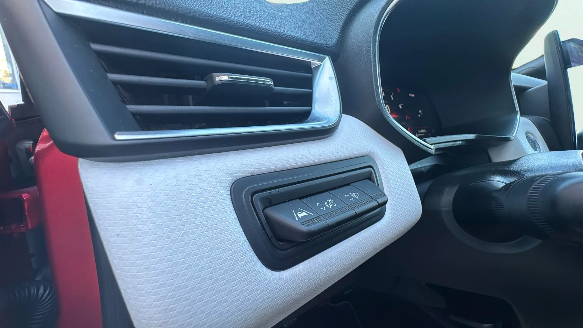 Renault Clio Techno TCe 90 - foto 24