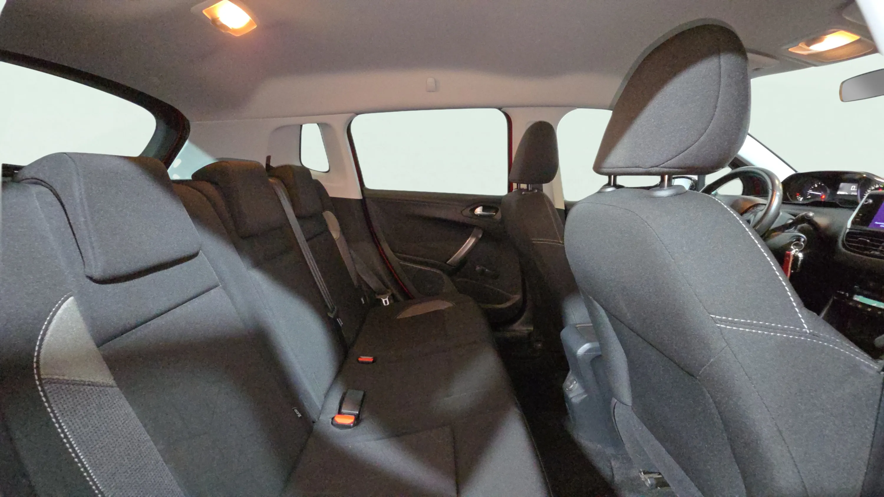 Peugeot 2008 Style 1.6 BlueHDi - foto 20