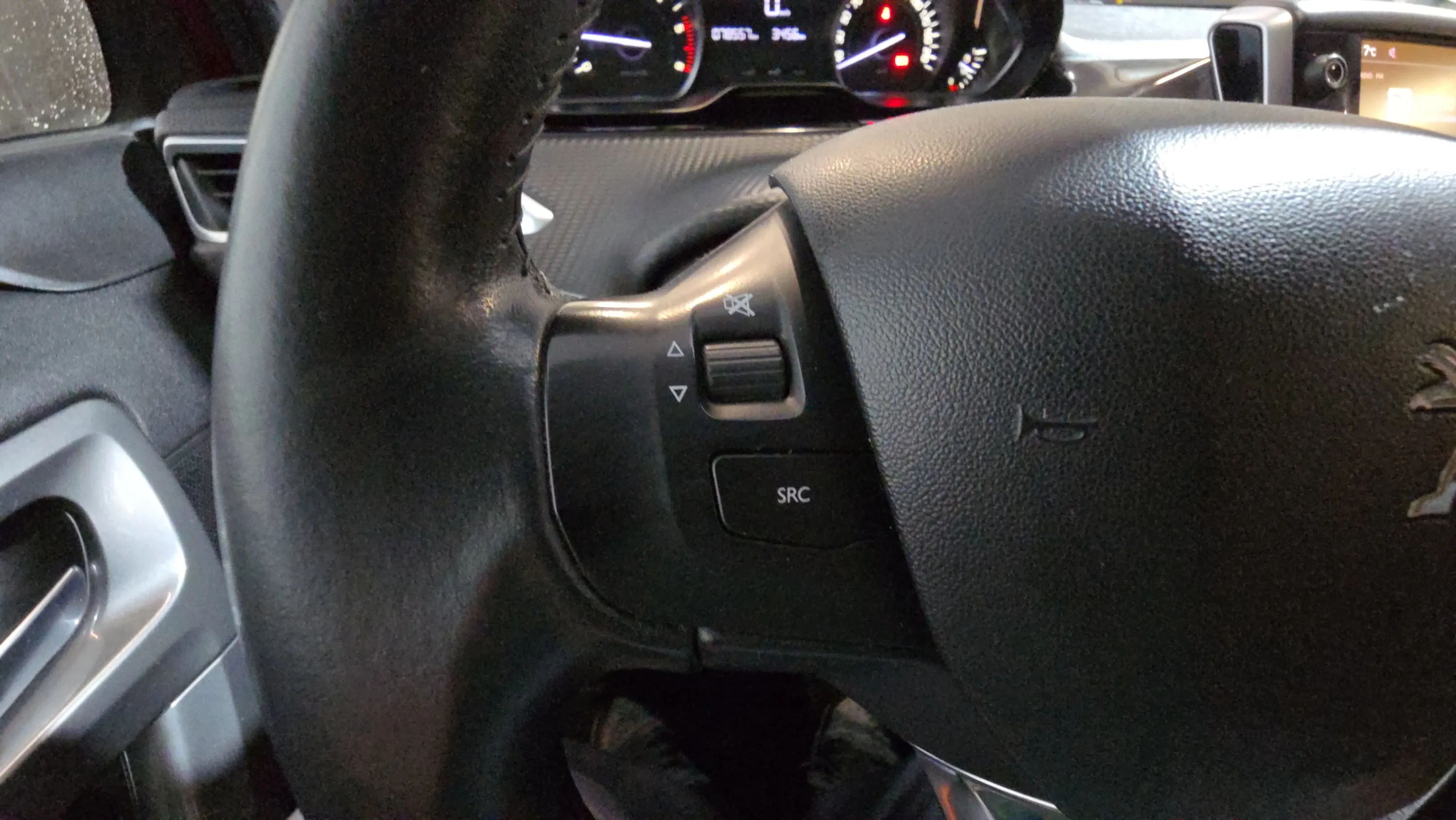 Peugeot 2008 Style 1.6 BlueHDi - foto 13