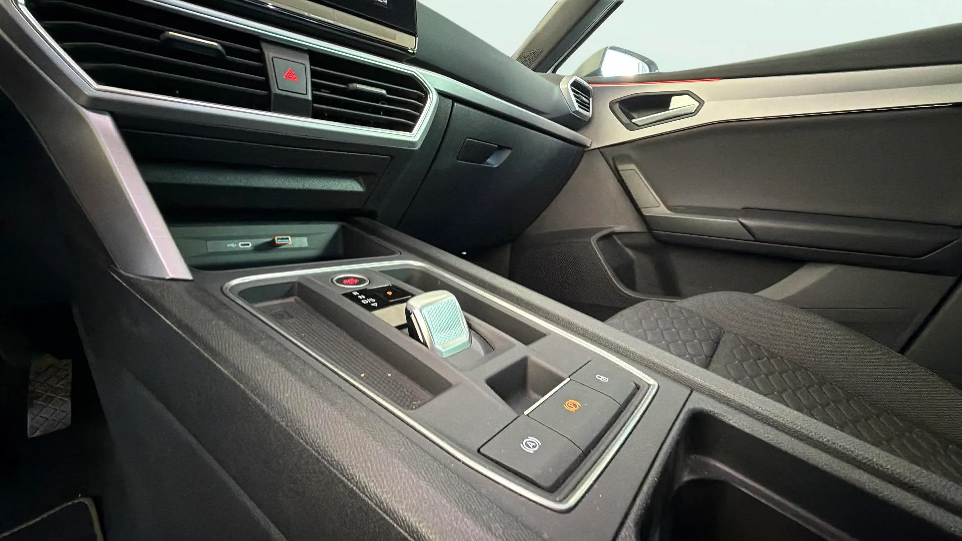 SEAT León 1.4 e-Hybrid DSG-6 FR XL - foto 24