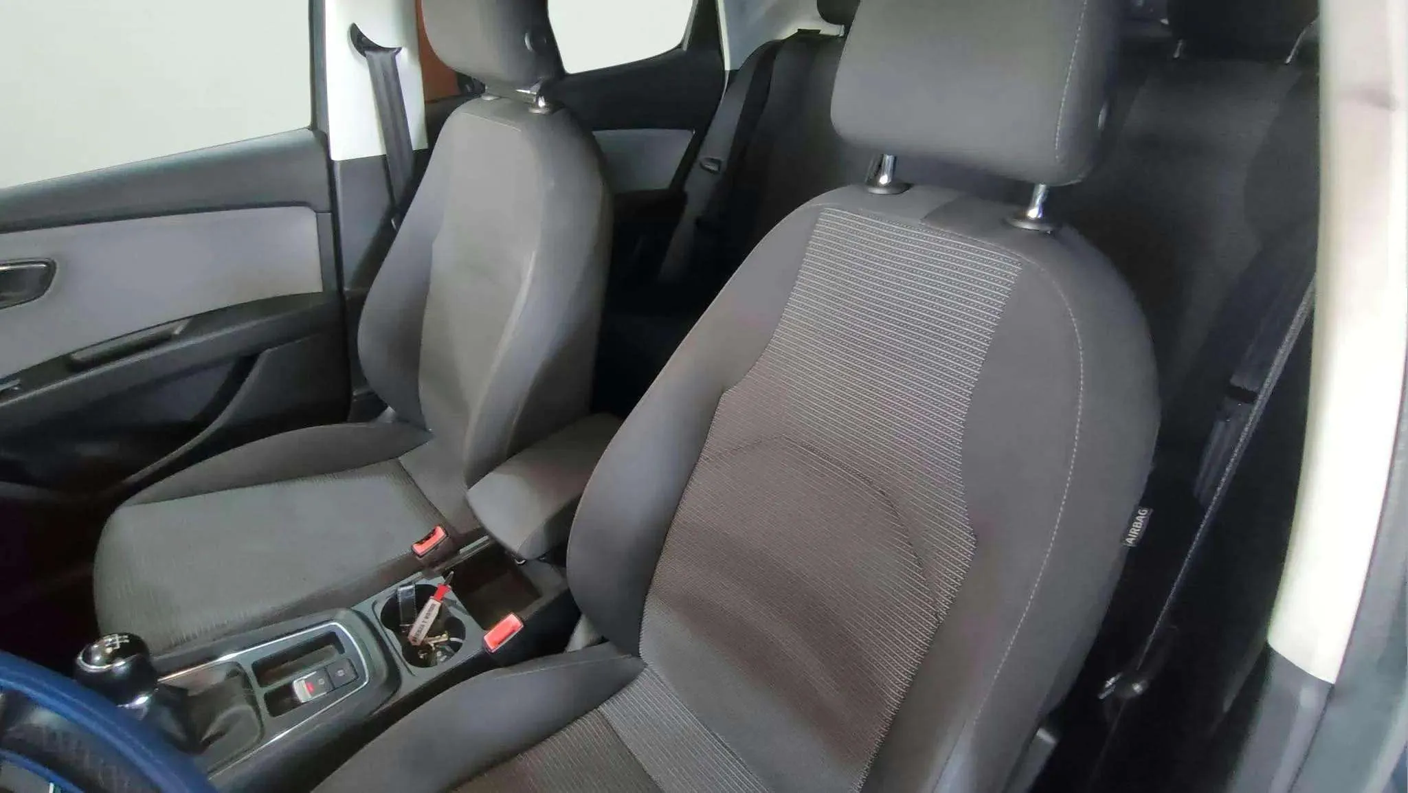 SEAT León 1.6 TDI Style - foto 7
