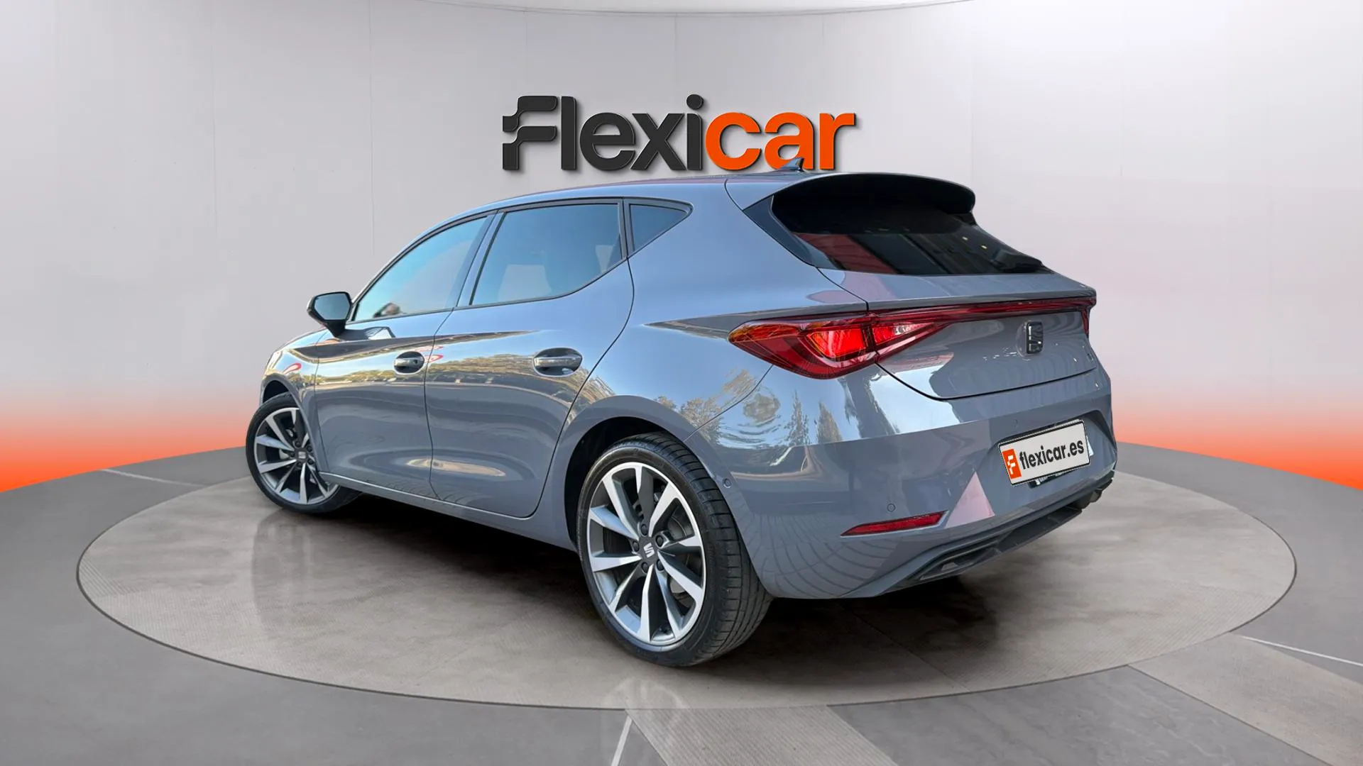 SEAT León 1.5 eTSI DSG FR - foto 5