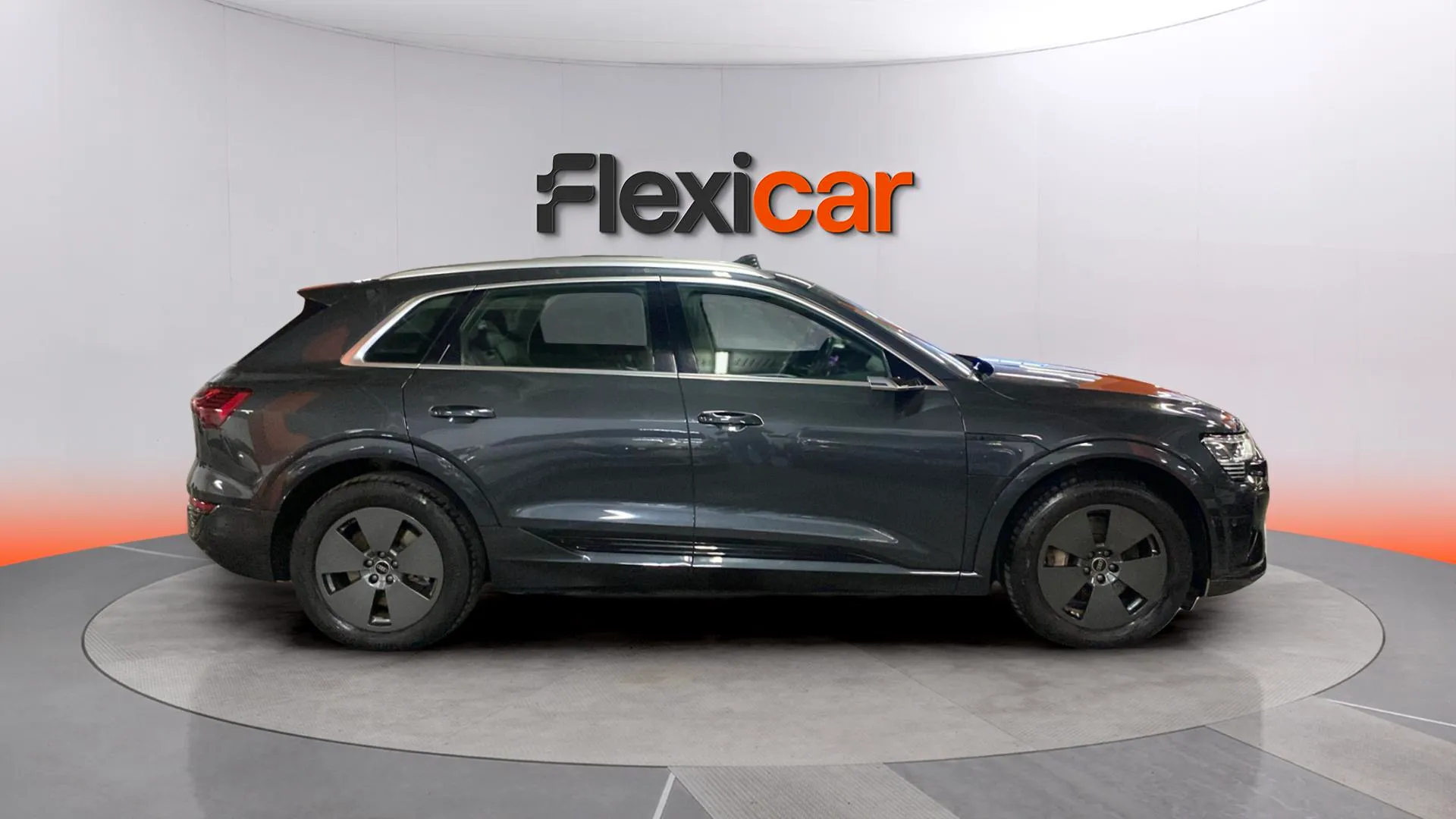 Audi Q8 e-tron S line 55 quattro - foto 8