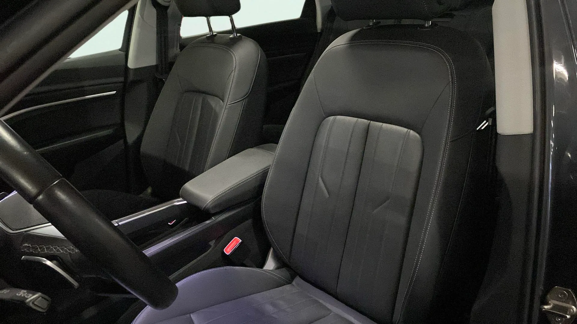 Audi Q8 e-tron S line 55 quattro - foto 11