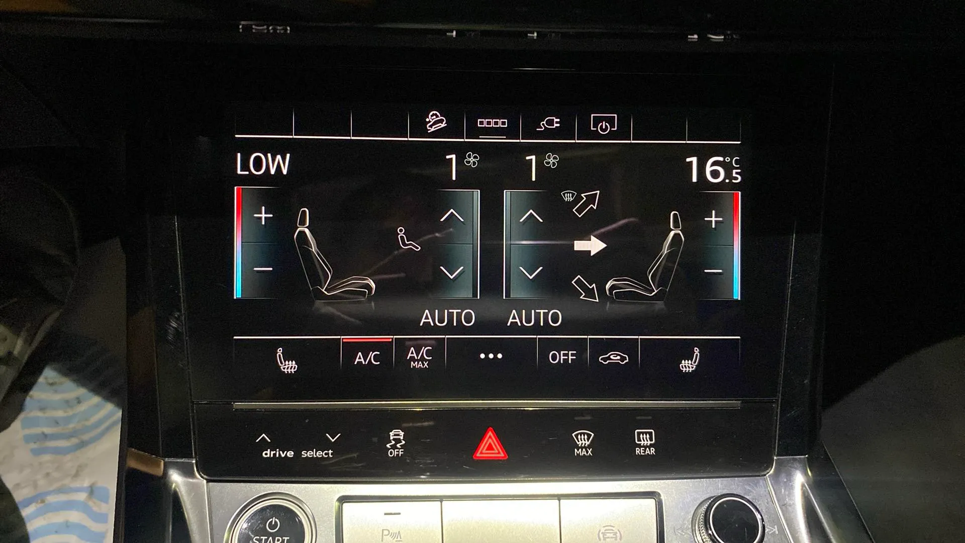 Audi Q8 e-tron S line 55 quattro - foto 24