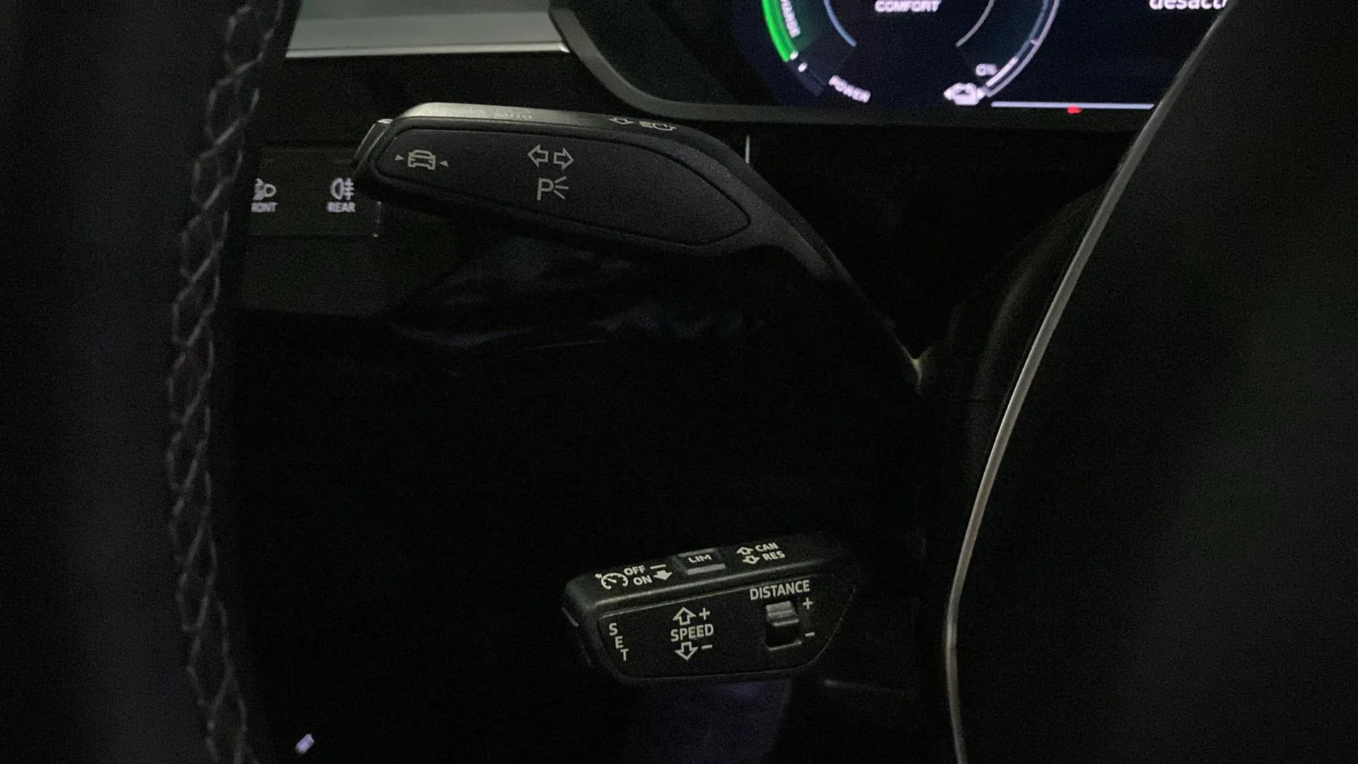 Audi Q8 e-tron S line 55 quattro - foto 19