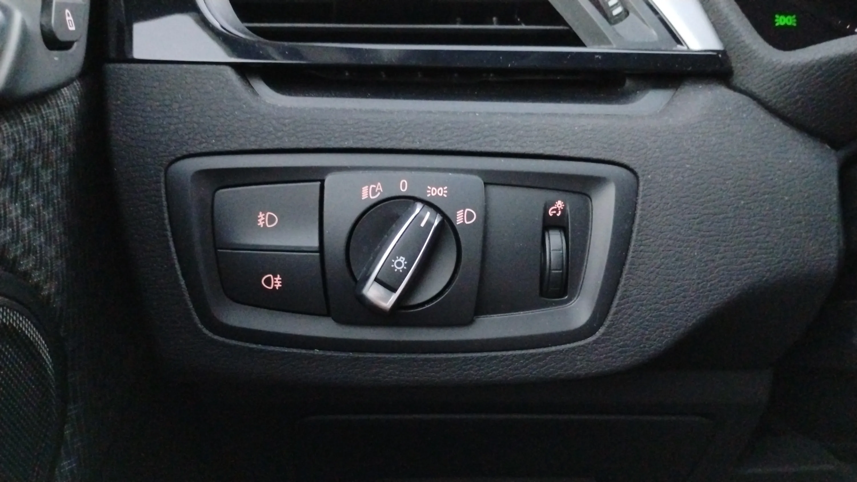 BMW X1 sDrive18i - foto 9