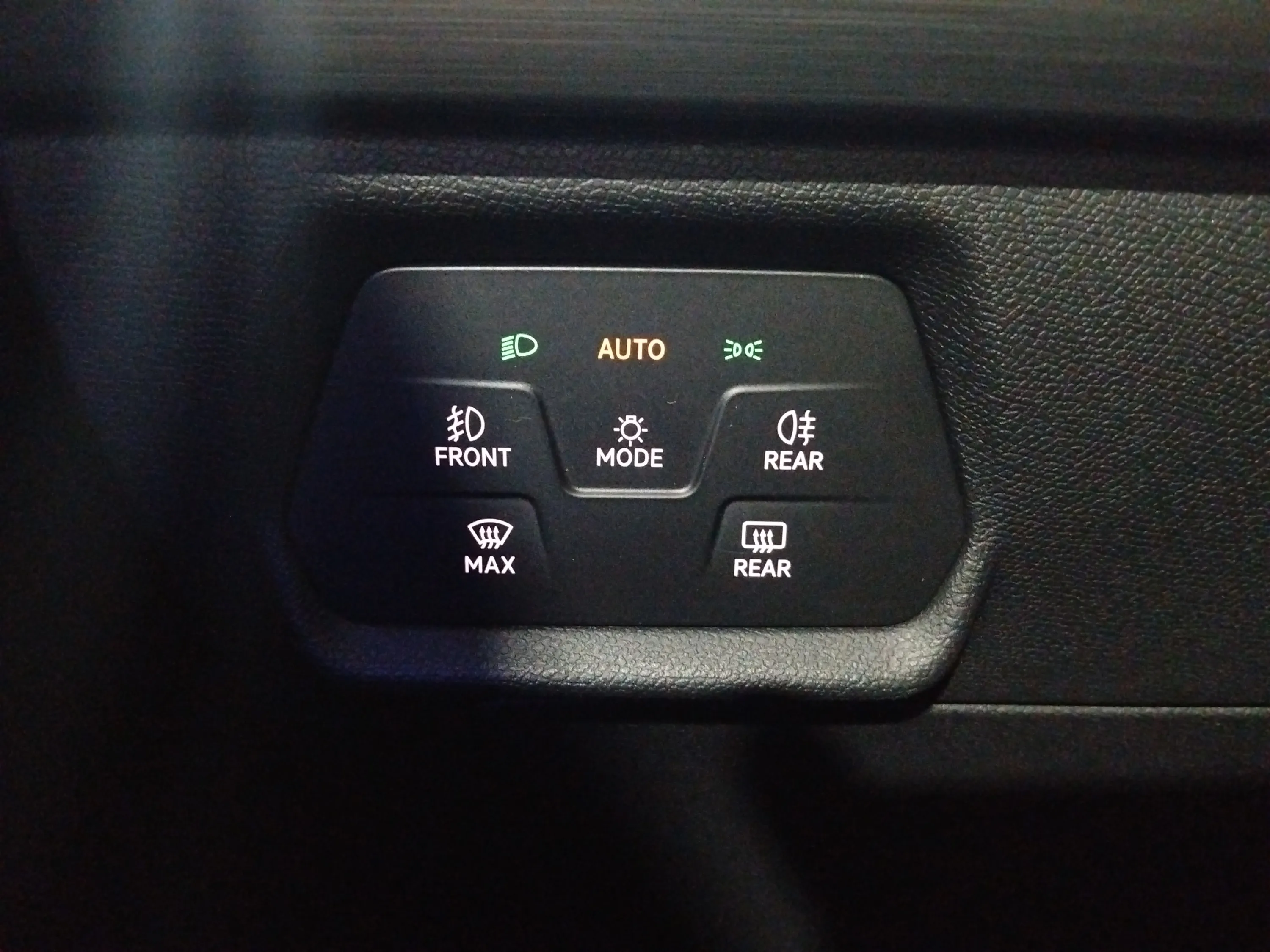 Cupra Formentor 1.5 TSI - foto 26
