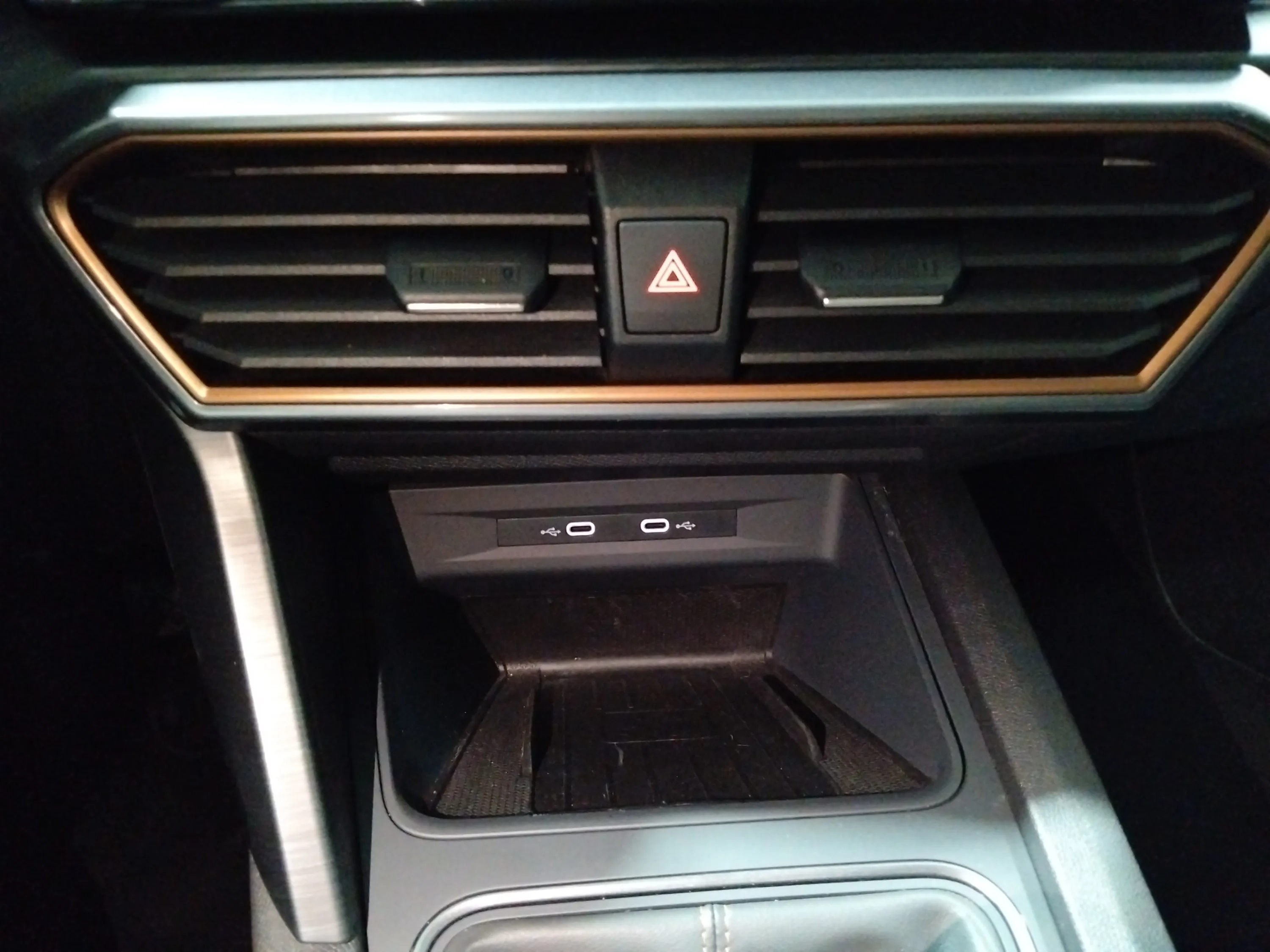 Cupra Formentor 1.5 TSI - foto 21