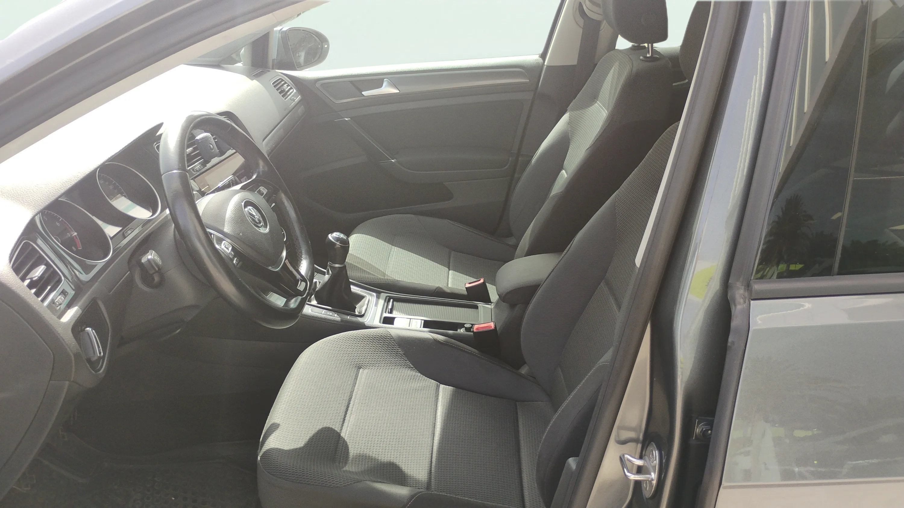 Volkswagen Golf Advance 1.0 TSI - foto 11