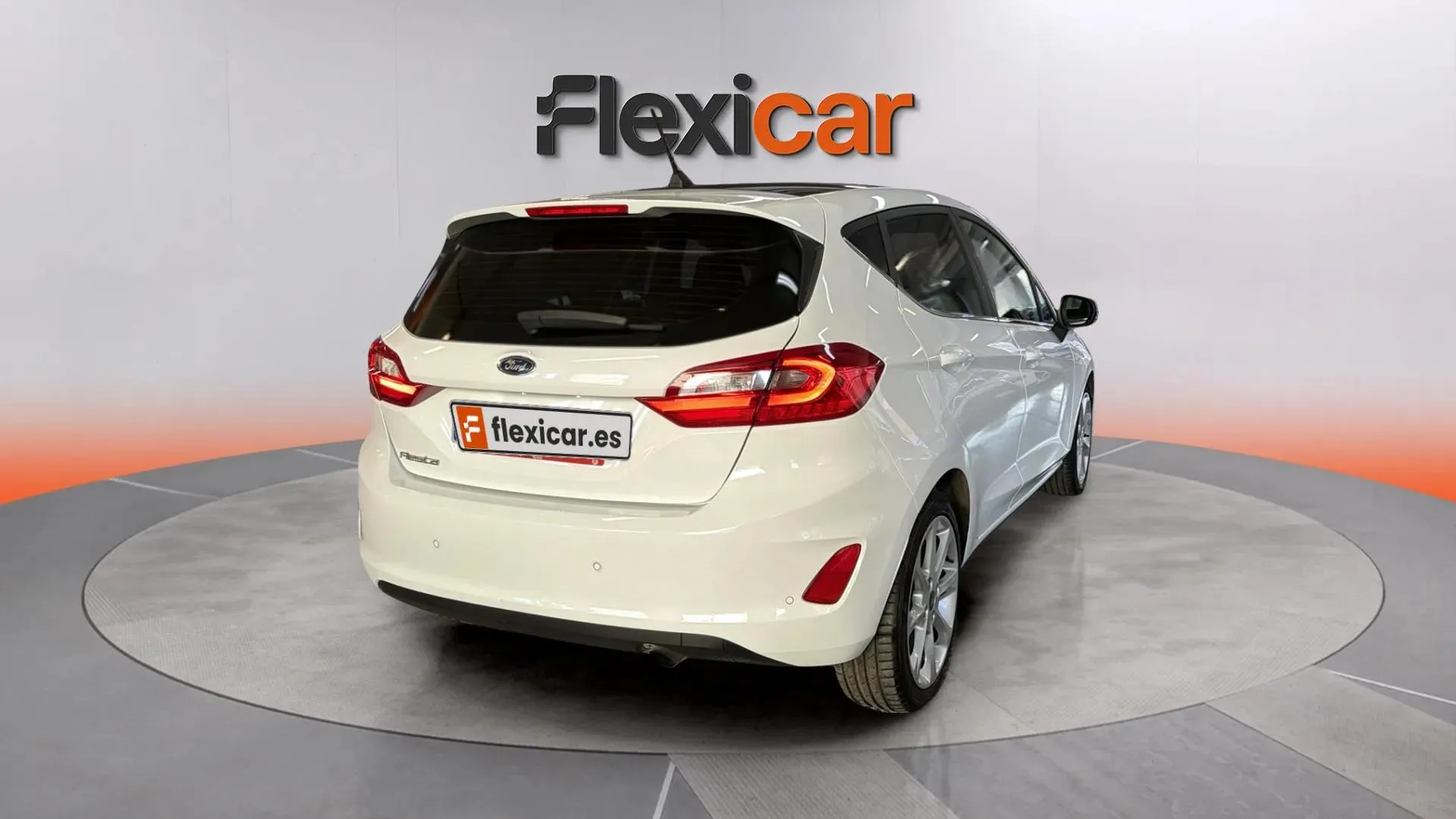 Ford Fiesta 1.0 EcoBoost Titanium - foto 7