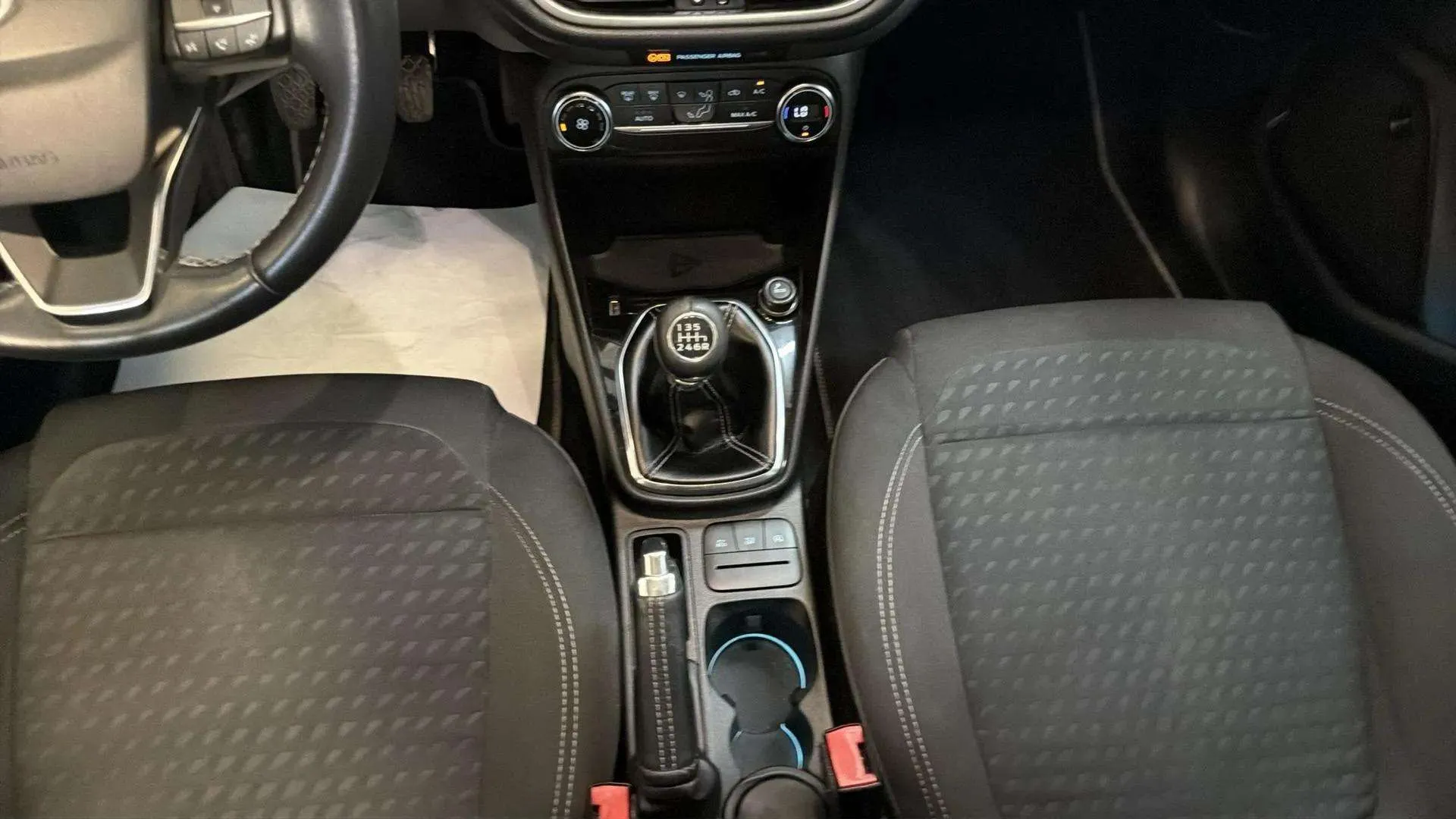 Ford Fiesta 1.0 EcoBoost Titanium - foto 15