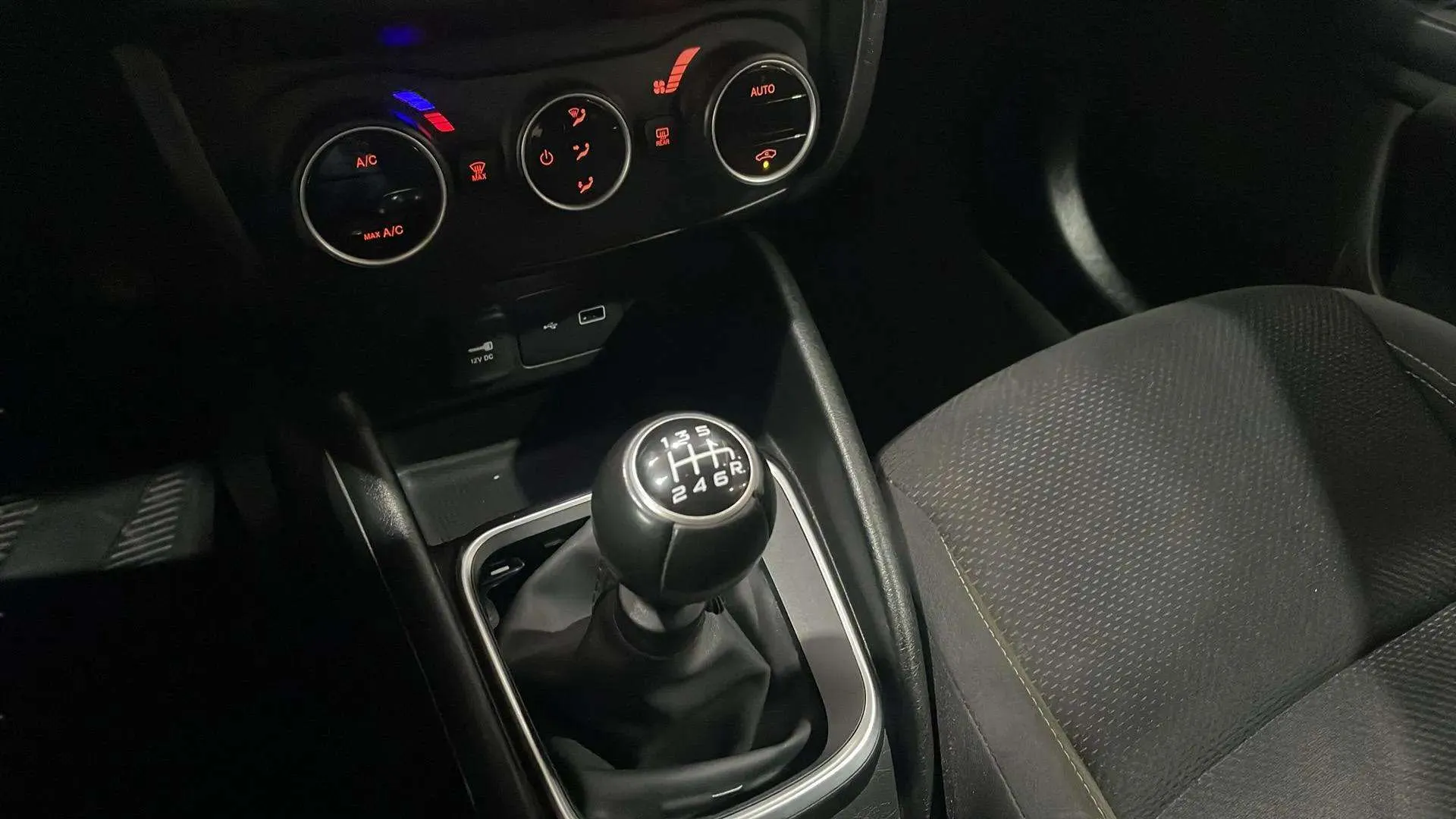Fiat Tipo 1.4 Fire Lounge - foto 18