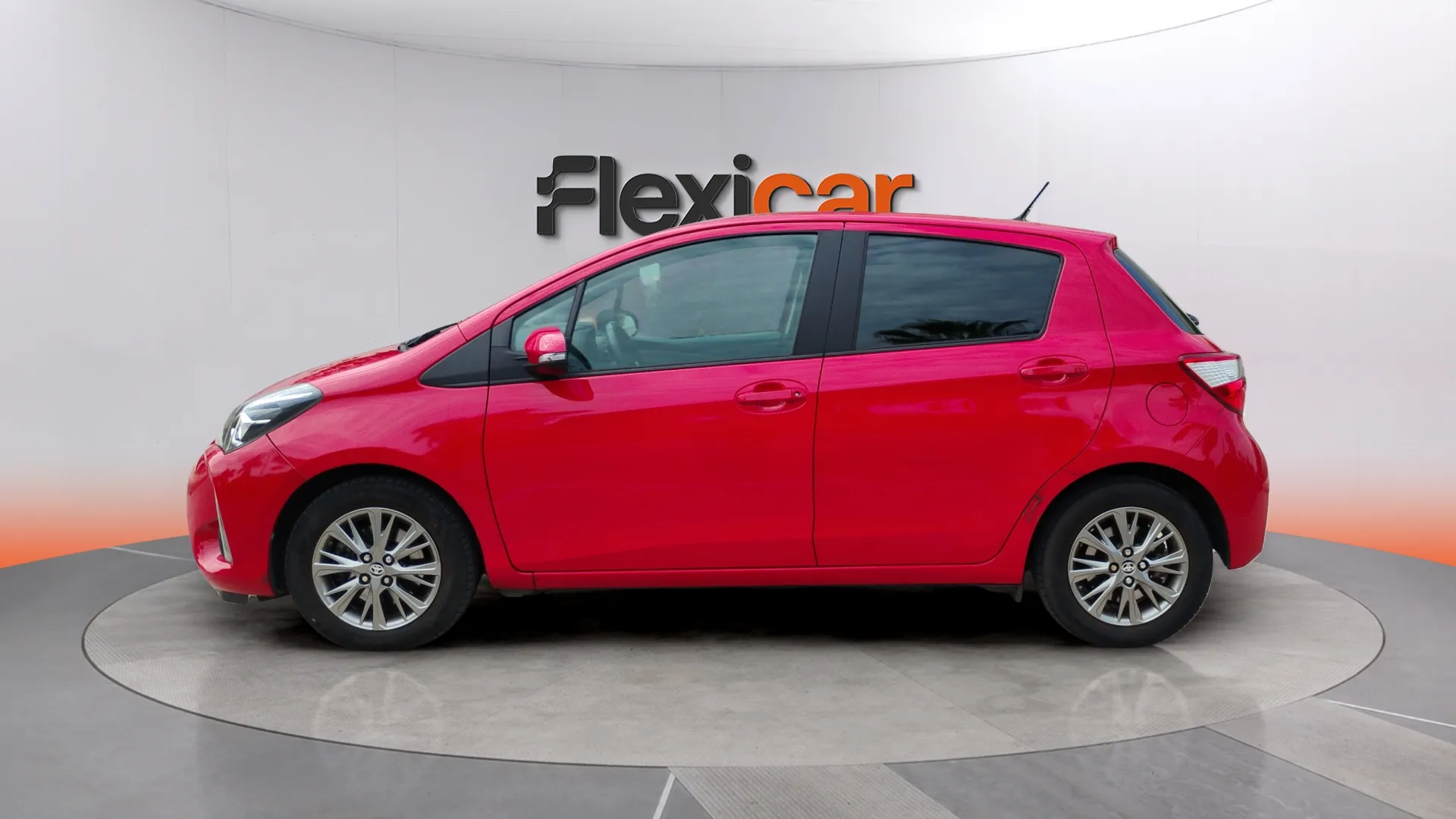 Toyota Yaris 1.0 70 Active - foto 7