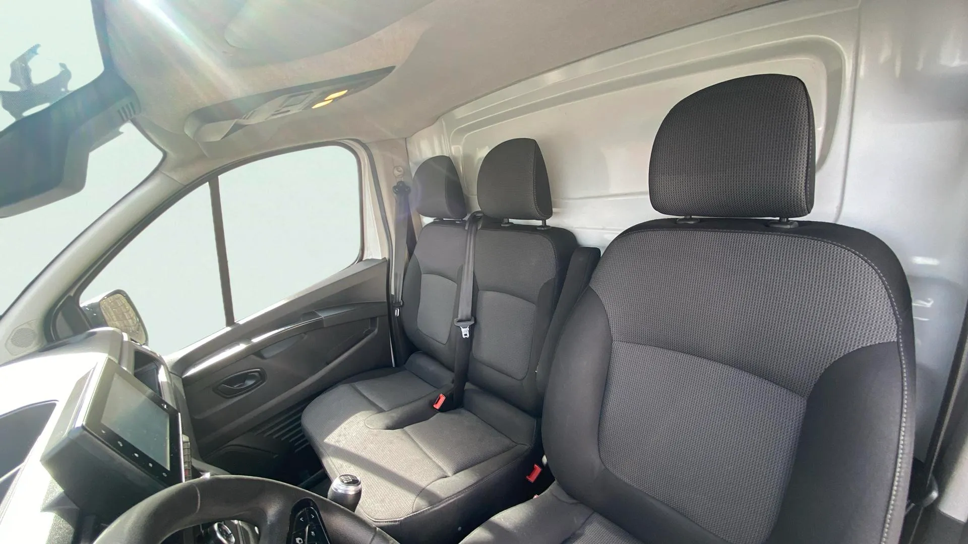 Renault Trafic Authentic Energy Blue dCi - foto 10