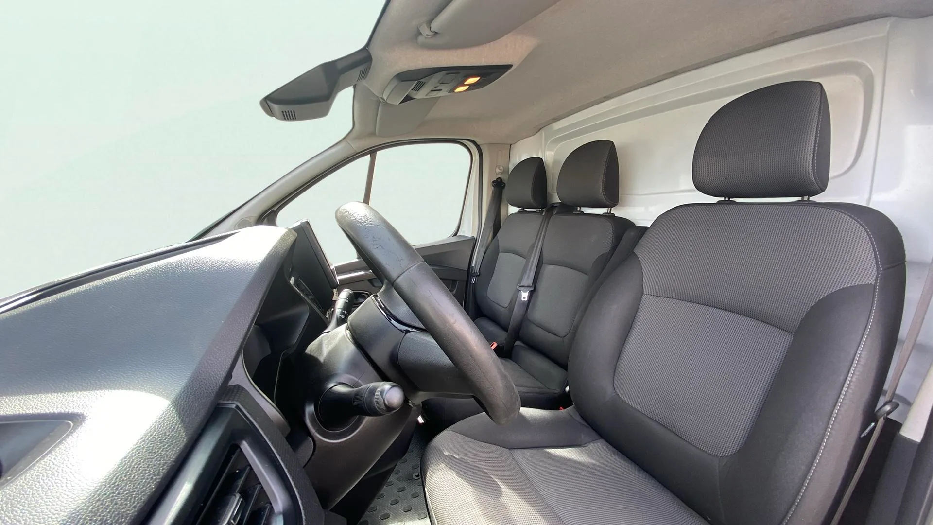 Renault Trafic Authentic Energy Blue dCi - foto 9