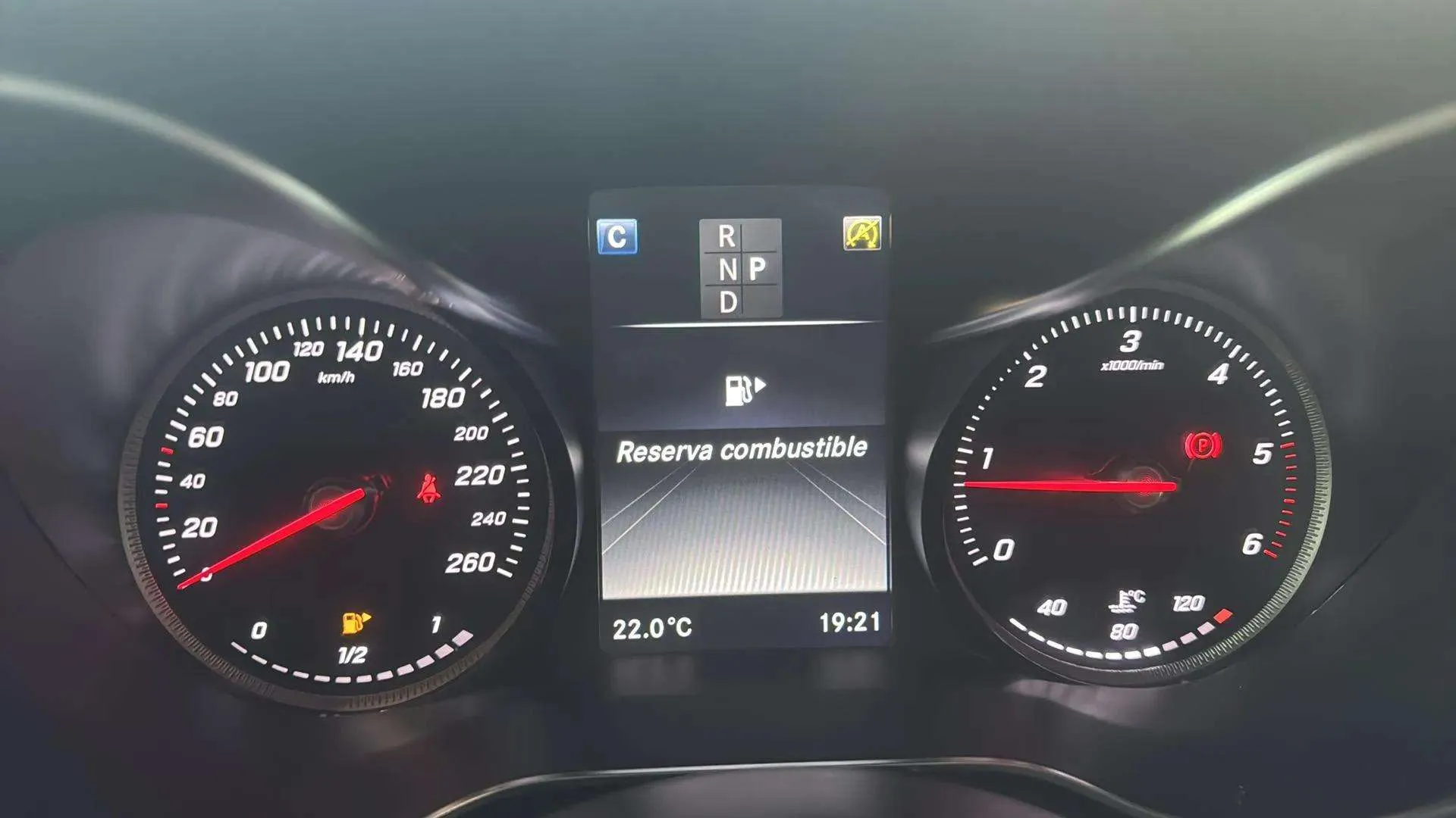 Mercedes-Benz GLC 250 d 4MATIC - foto 12