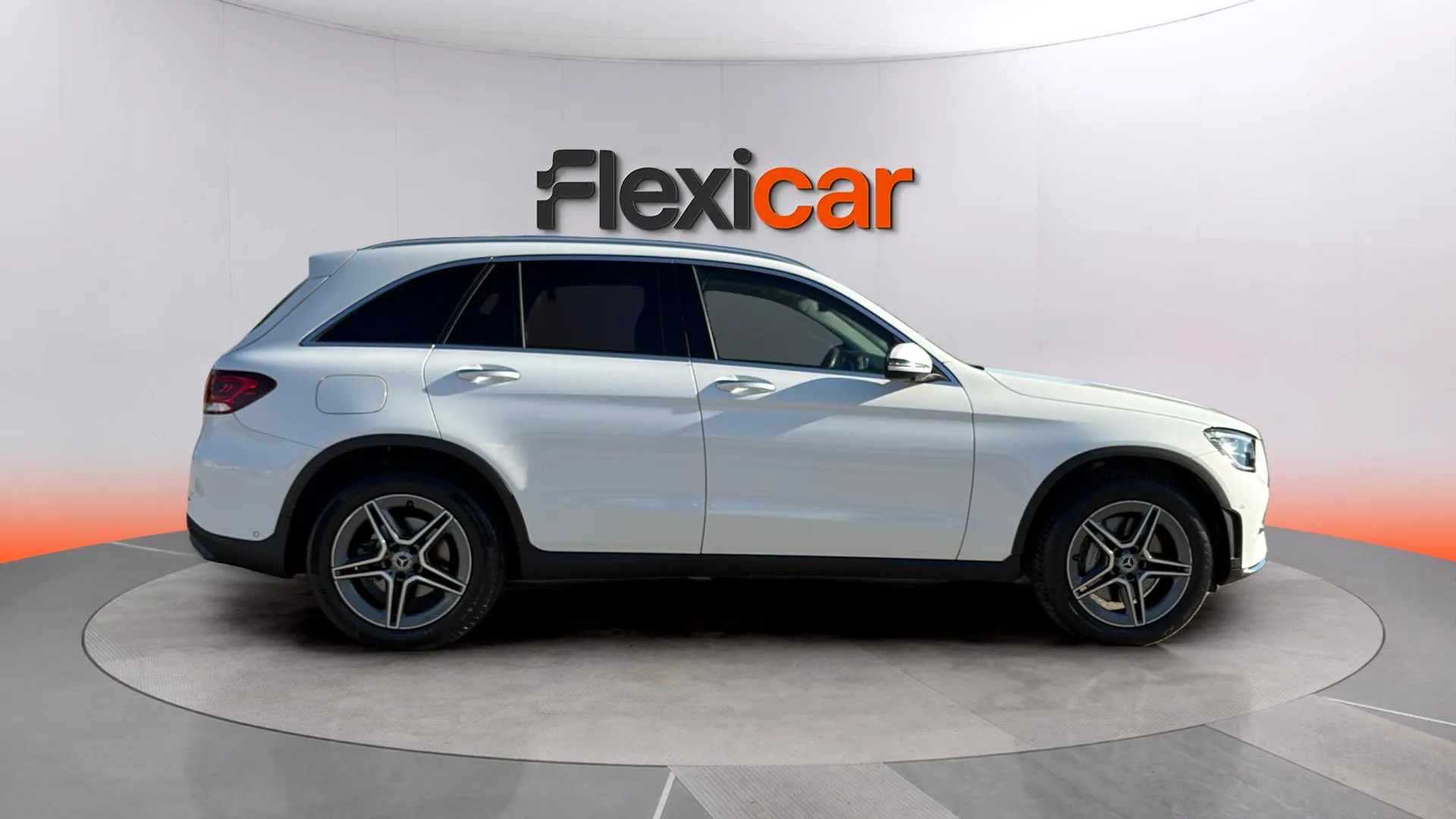 Mercedes-Benz GLC 200 4MATIC - foto 16