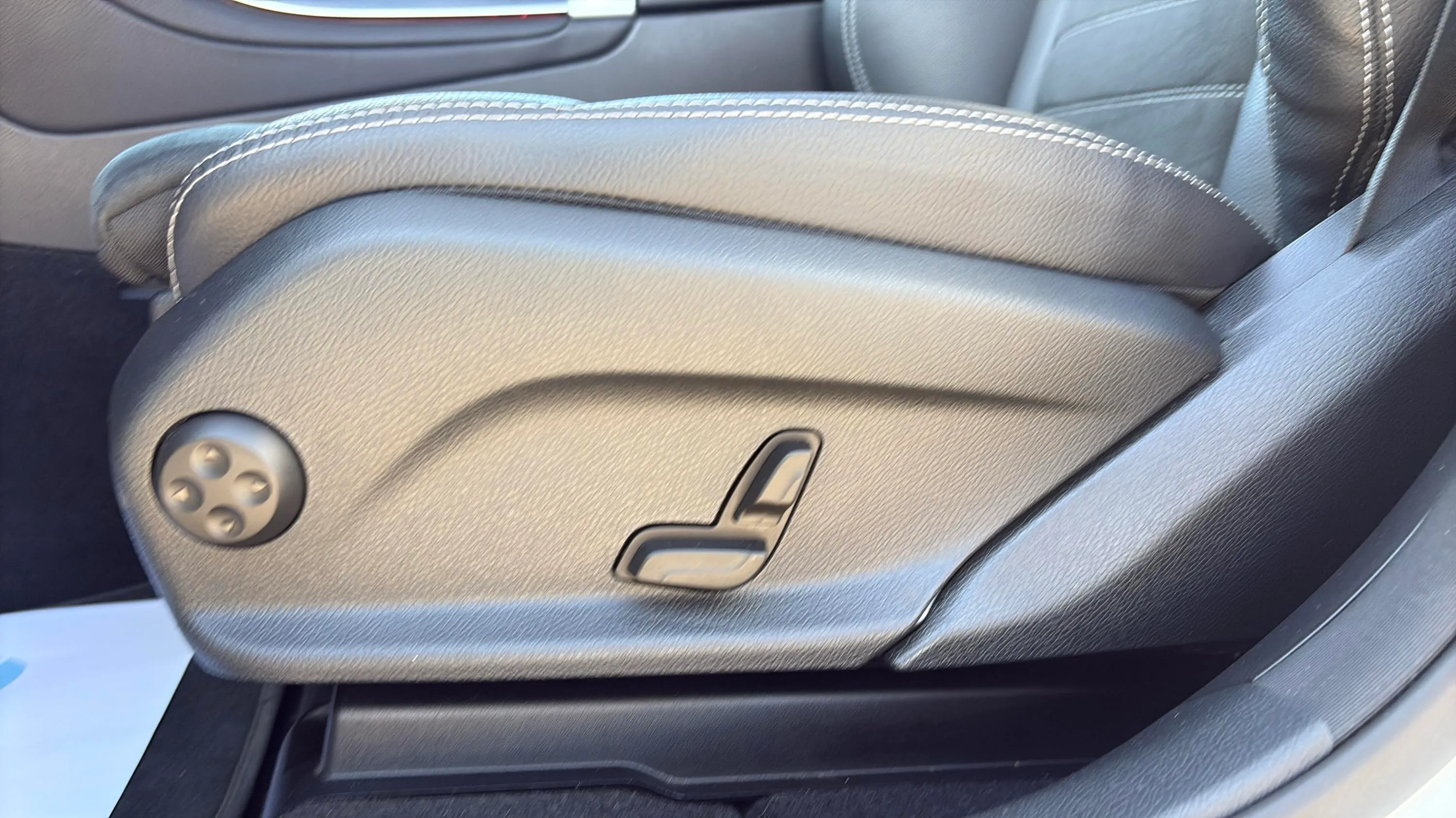 Mercedes-Benz GLC 200 4MATIC - foto 32