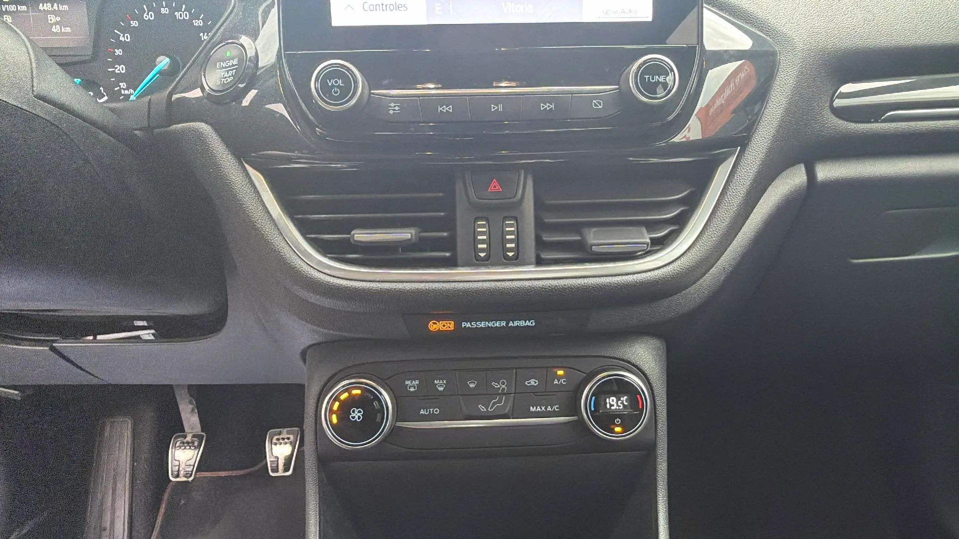 Ford Fiesta 1.0 EcoBoost MHEV ST-Line - foto 18