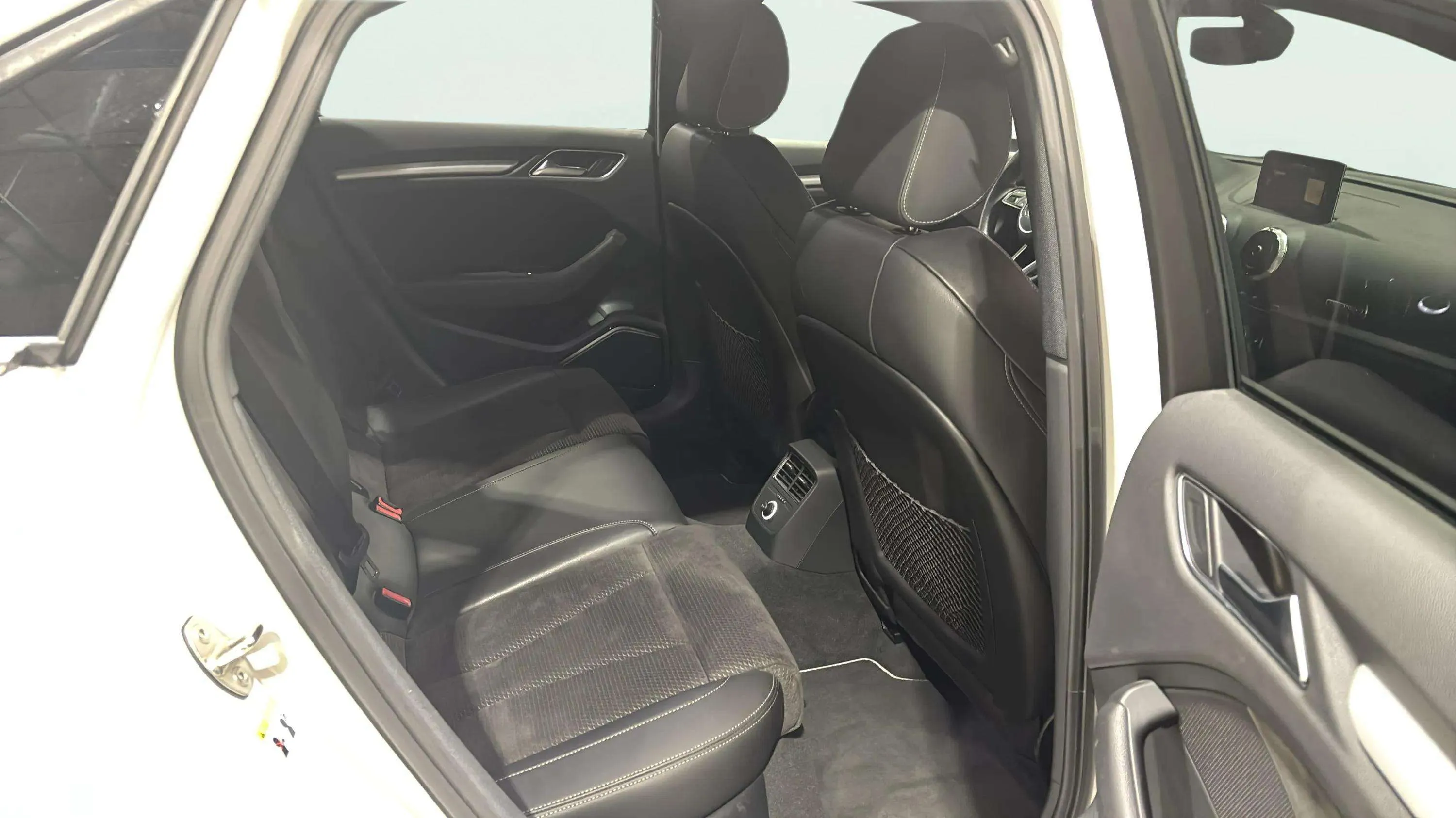 Audi A3 2.0 TDI quattro S tronic Sedan - foto 21
