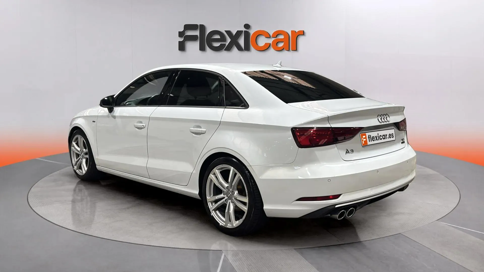 Audi A3 2.0 TDI quattro S tronic Sedan - foto 5