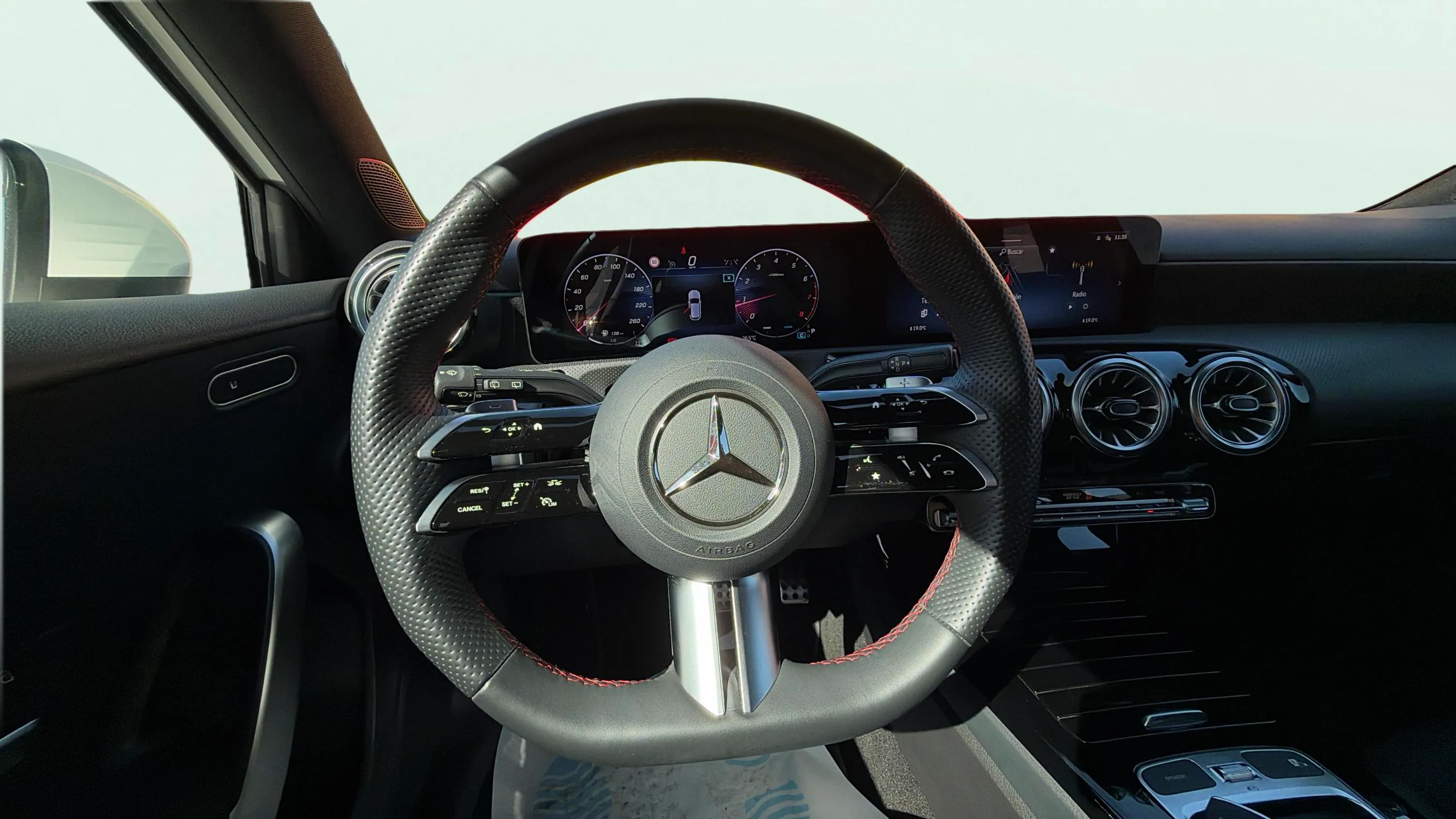 Mercedes-Benz Clase A A 200 - foto 9