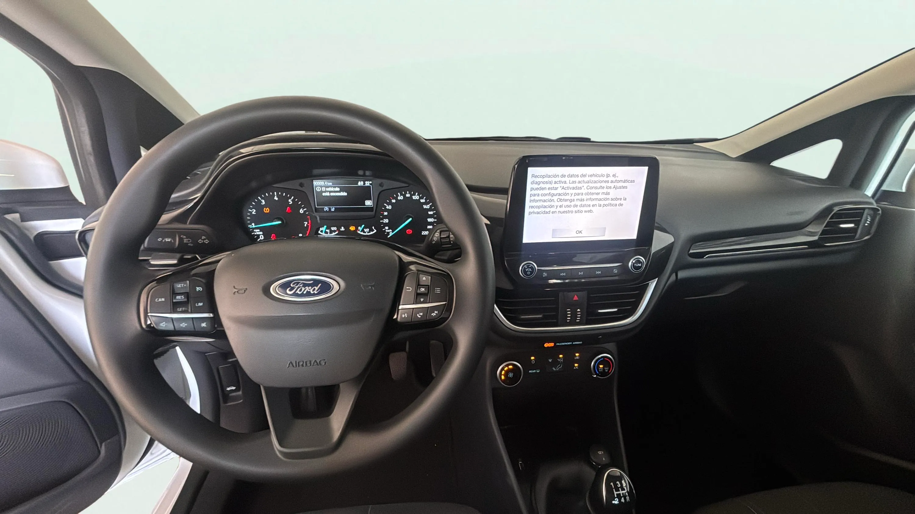 Ford Fiesta 1.1 Ti-VCT Limited Edit. - foto 11