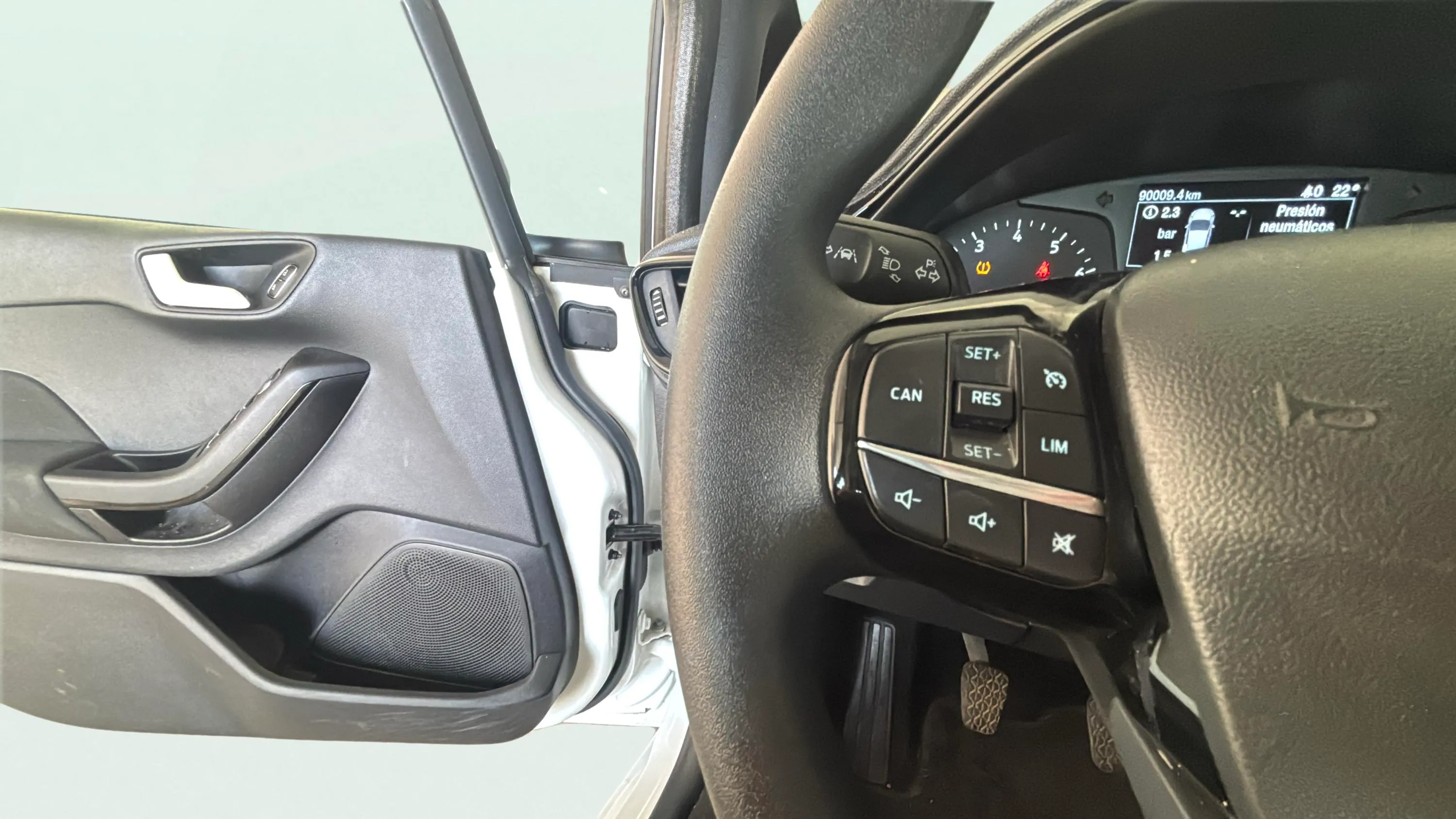 Ford Fiesta 1.1 Ti-VCT Limited Edit. - foto 15