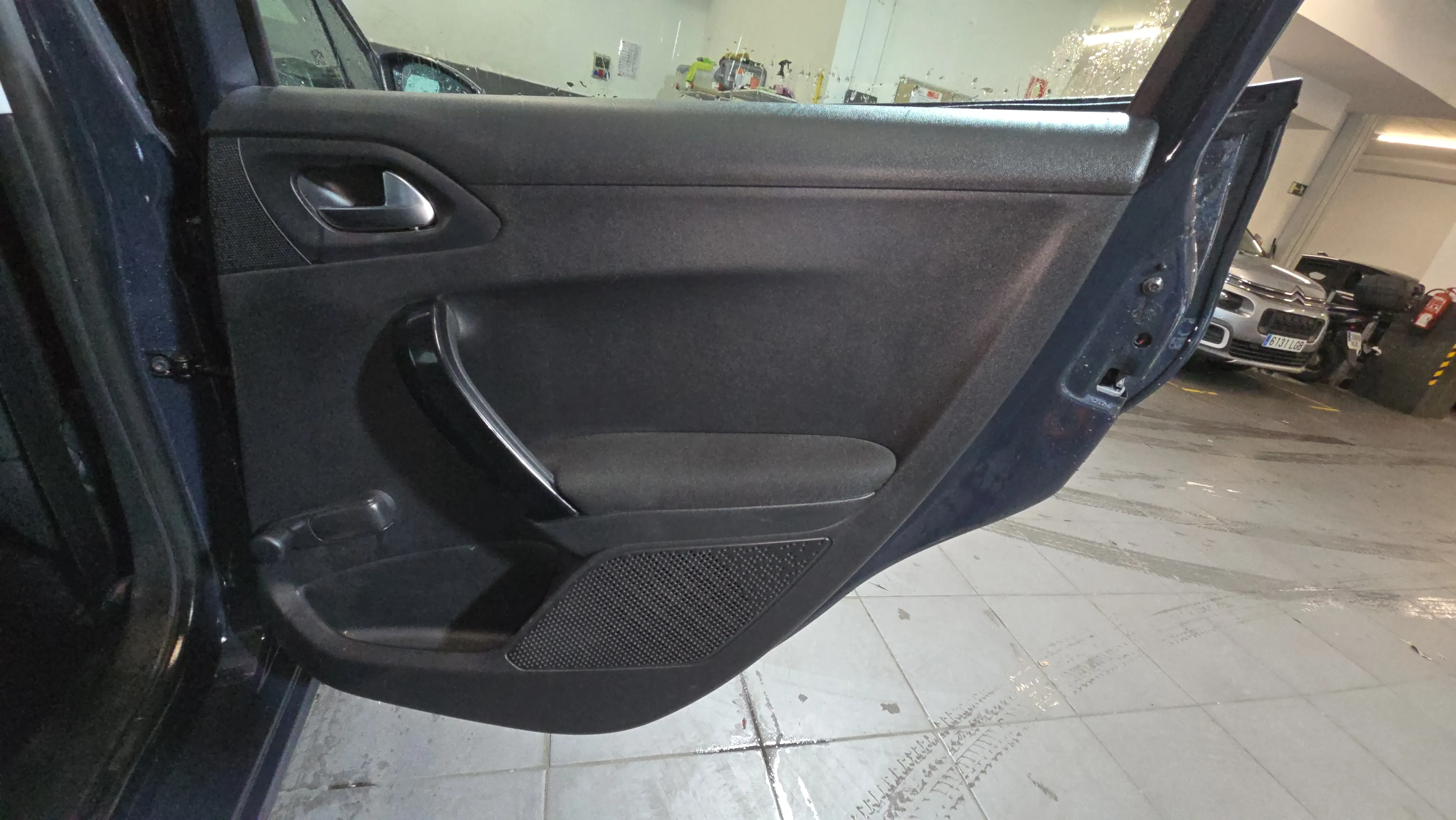 Peugeot 208 Active PureTech - foto 19