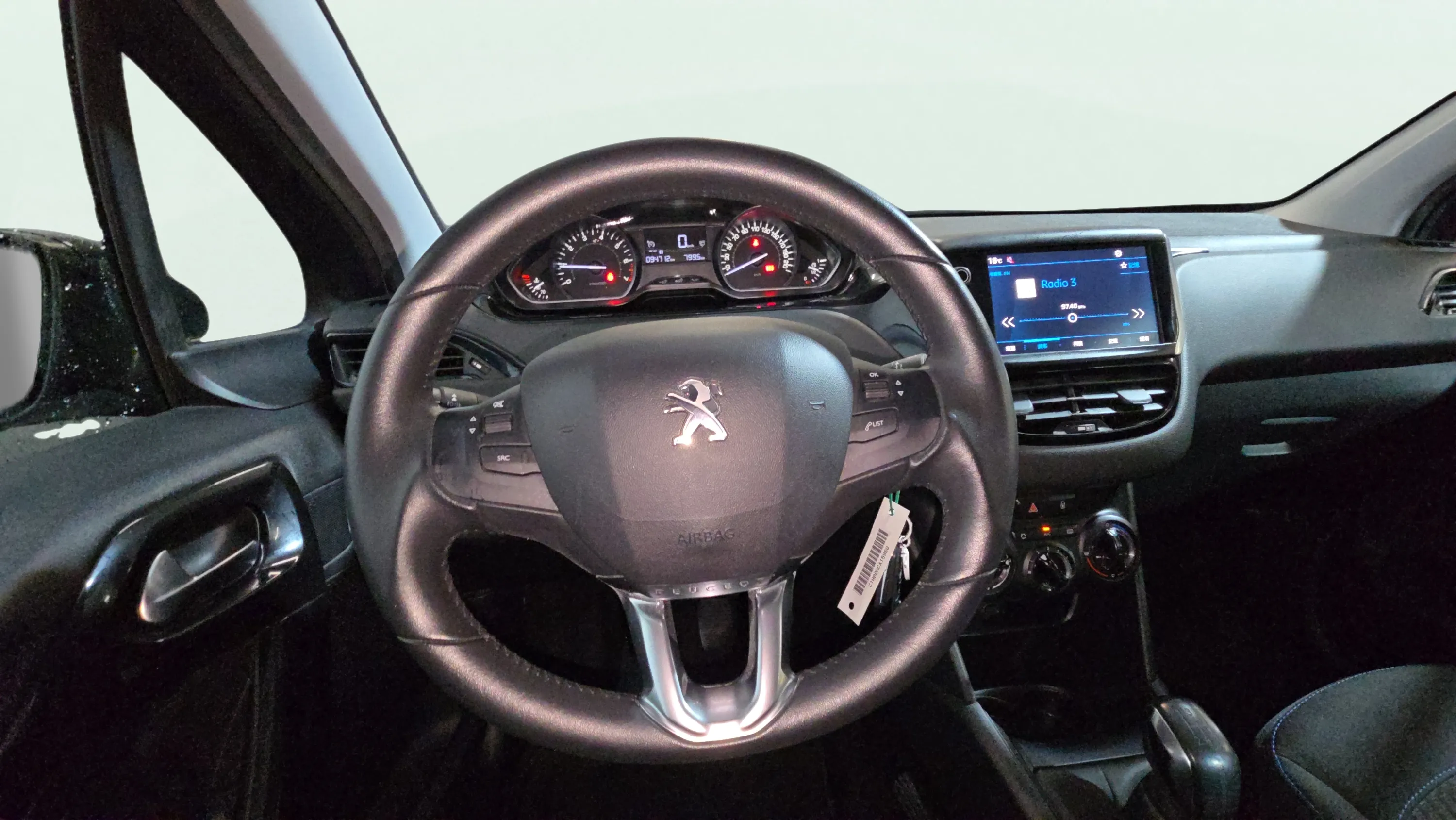 Peugeot 208 Active PureTech - foto 11