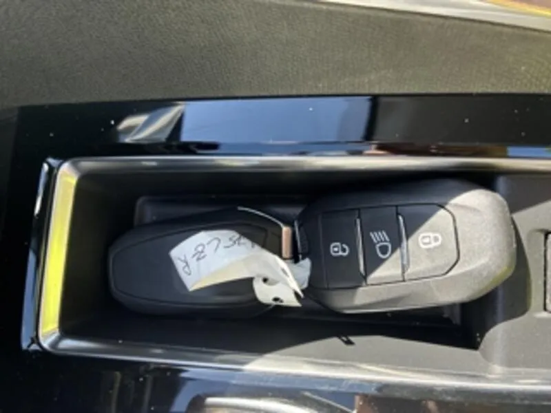 Peugeot 3008 Hybrid 225 e-EAT8 Allure Pack - foto 18