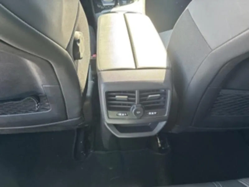 Peugeot 3008 Hybrid 225 e-EAT8 Allure Pack - foto 21