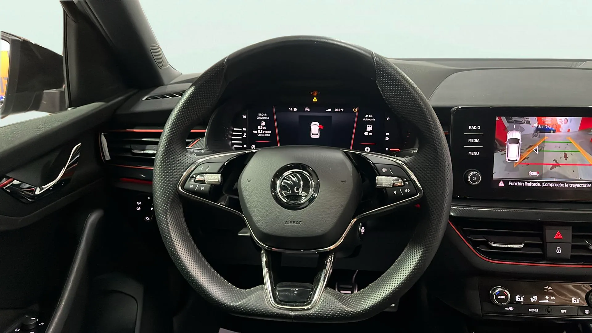 Škoda Kamiq 1.5 TSI Monte Carlo - foto 10