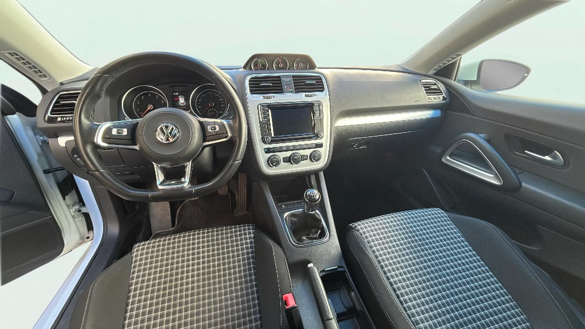 Volkswagen Scirocco R-Line - foto 6