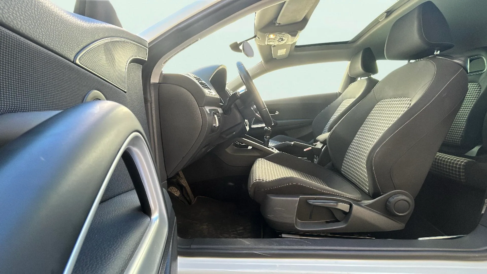 Volkswagen Scirocco R-Line - foto 14